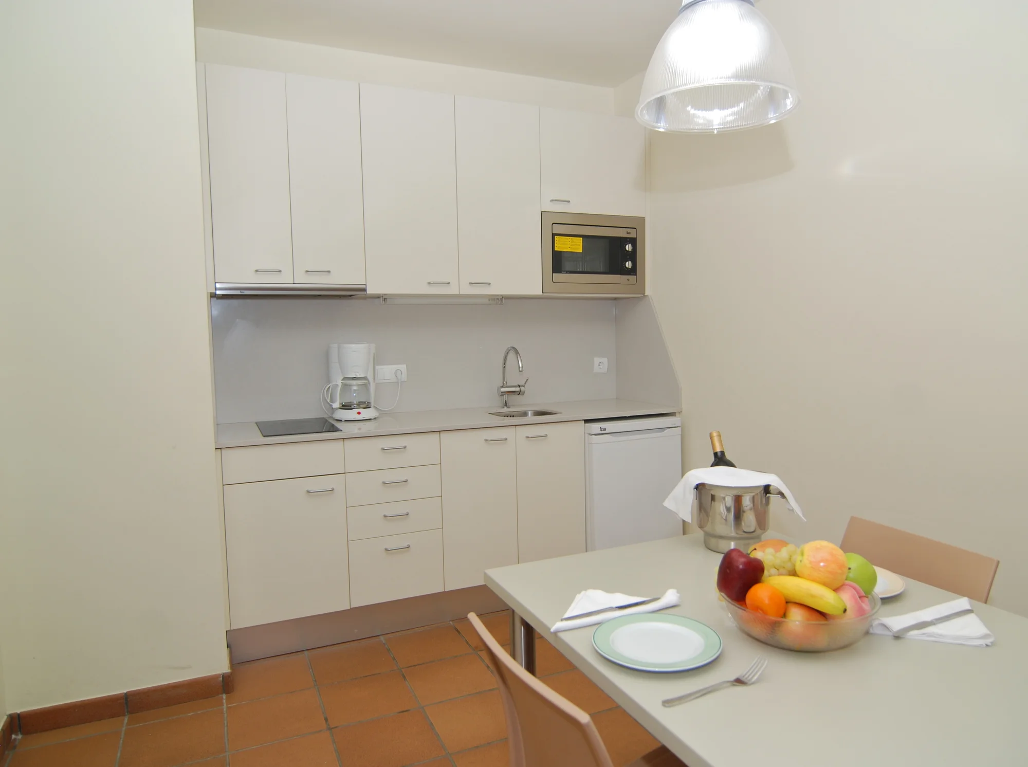 Rodinná dovolená na španělském pobřeží: 4* apartmány s polopenzí, bazén, animační program