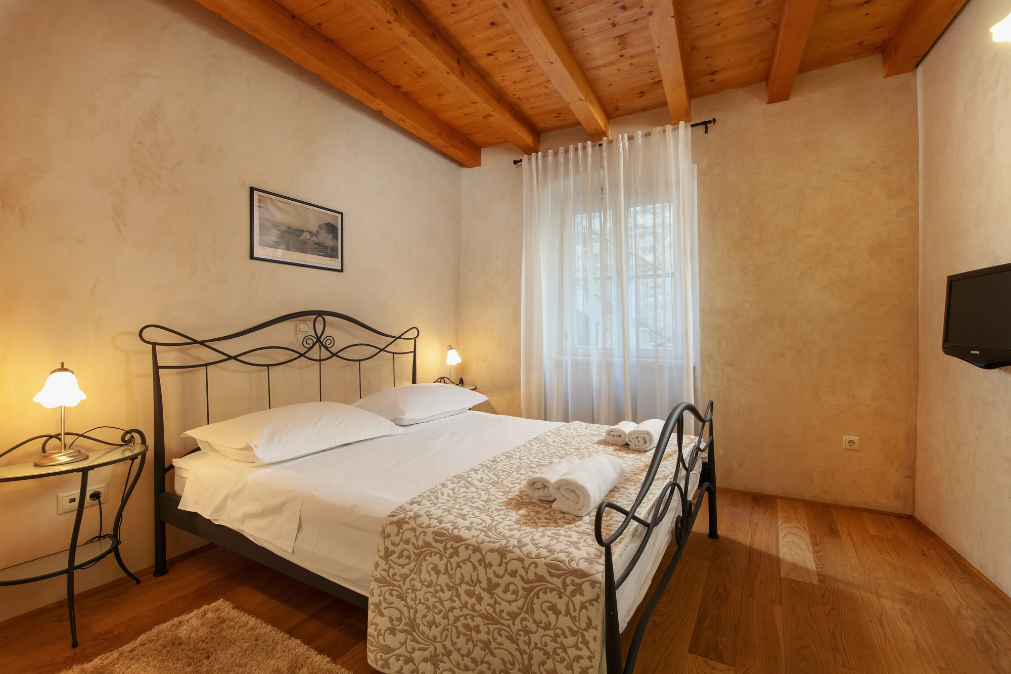 Nově zrekonstruovaný apartmán v Omiši přímo u písečné pláže pro 2–4 osoby