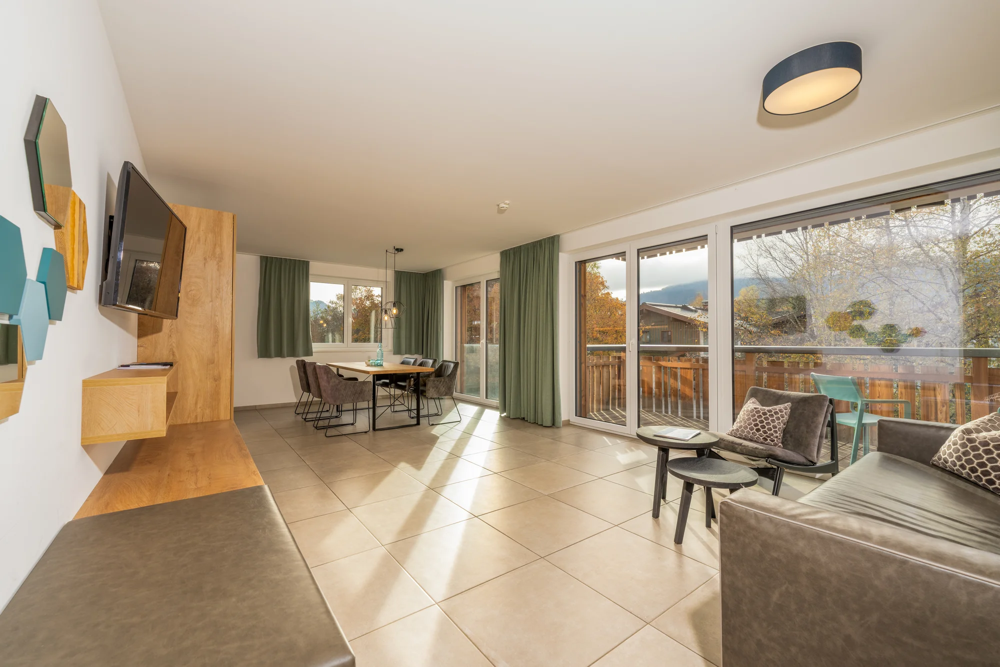 Nový wellness resort v Zell am See: bazén a sauny neomezeně, polopenze i karta výhod