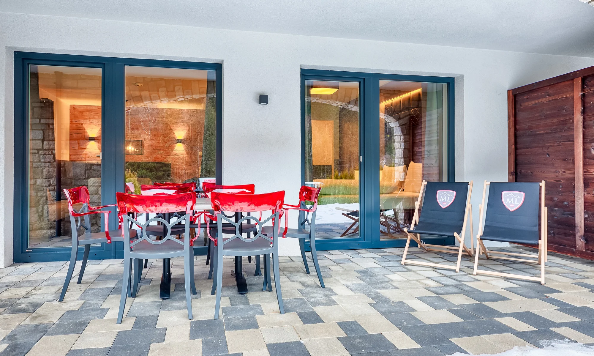 Dovolená v Saalbachu: moderní 4* apartmány v alpském stylu, snídaně, karta výhod