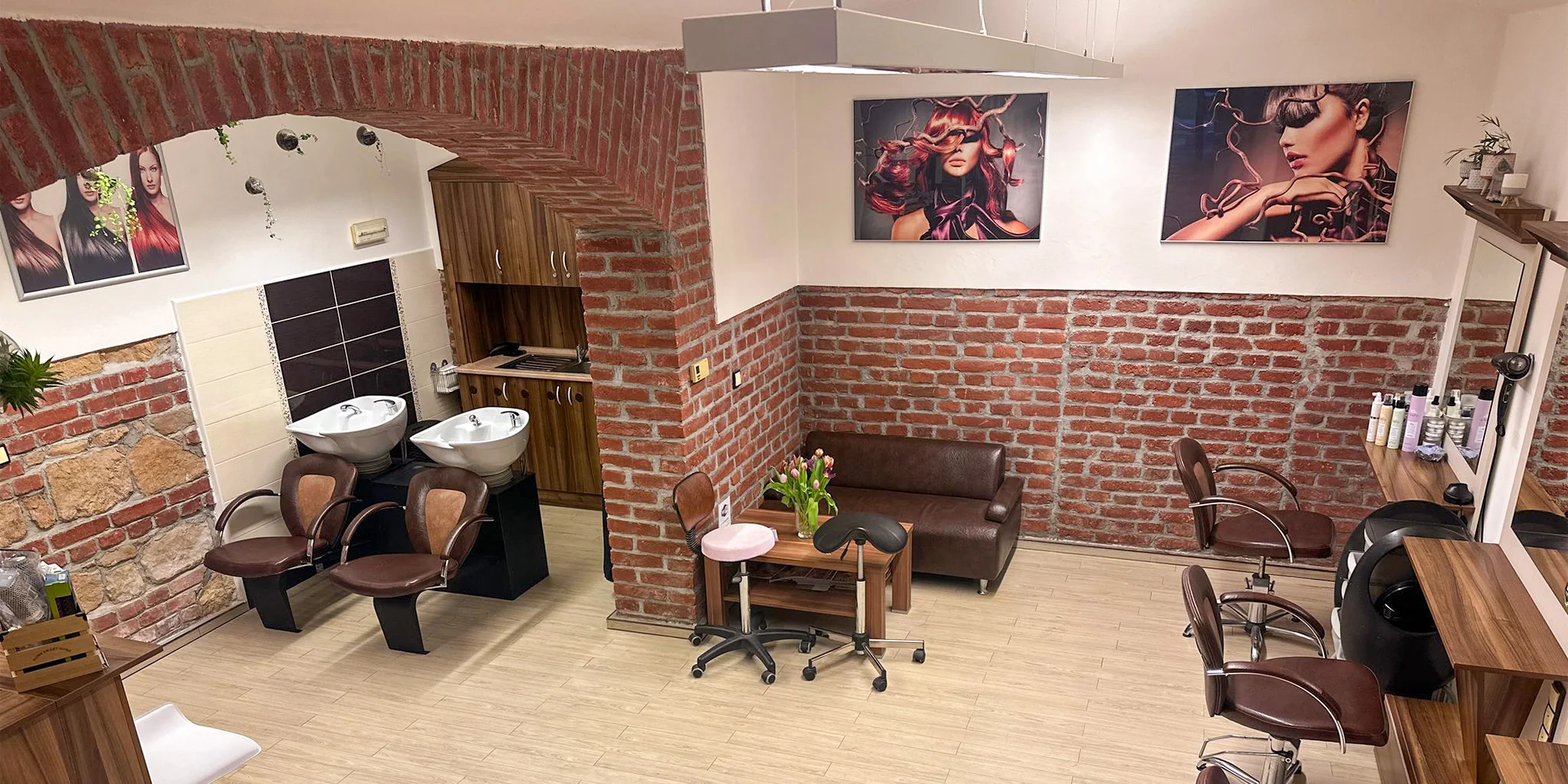 Střih a barvení či melír: pro krátké i dlouhé vlasy, vč. foukané a stylingu
