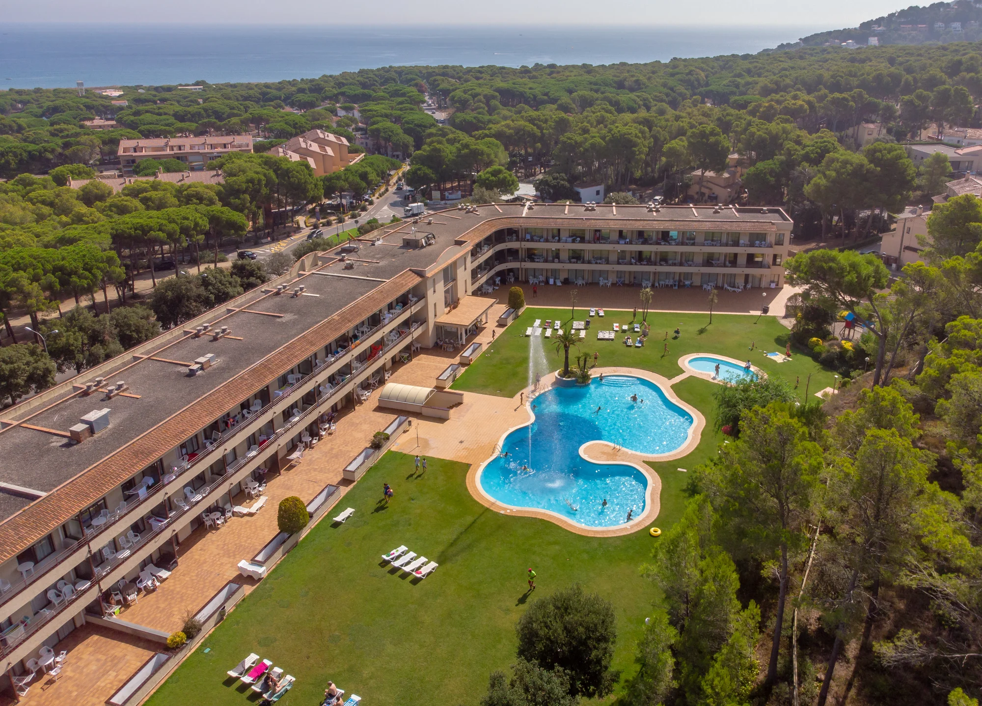 Španělská Costa Brava: příjemný hotel kousek od pláže a neomezeně bazén