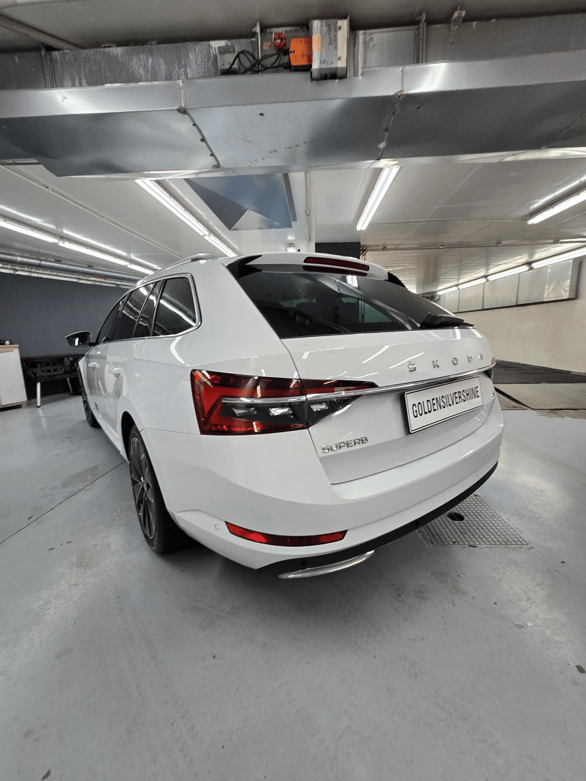 Čištění interiéru i exteriéru: pro osobní vozy i SUV, suchým či mokrým způsobem