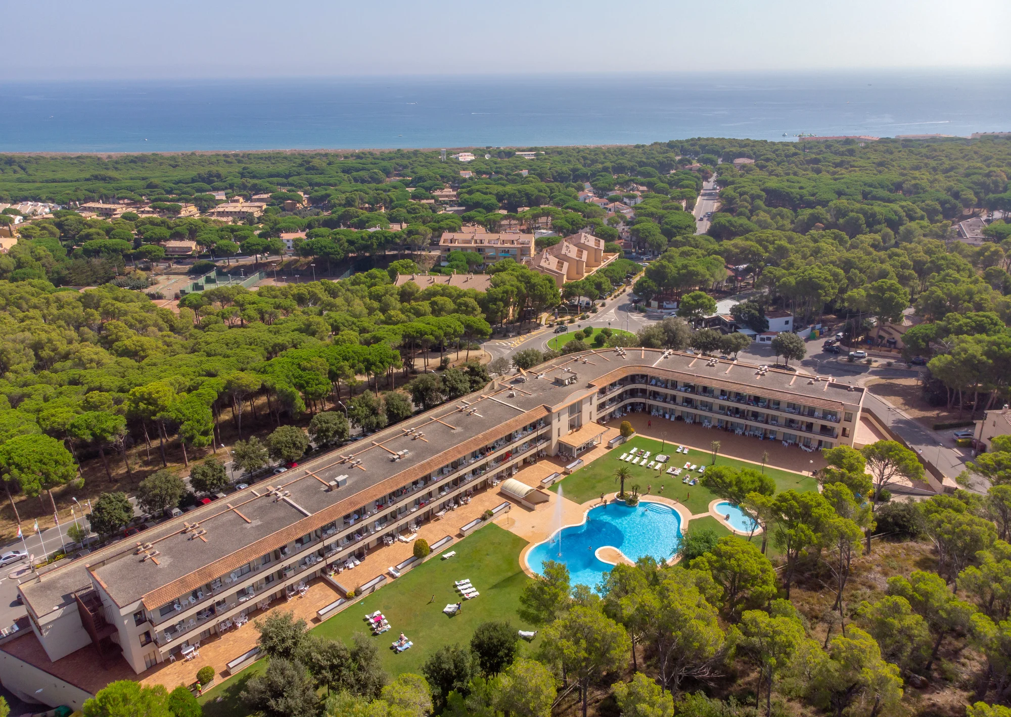Španělská Costa Brava: příjemný hotel kousek od pláže a neomezeně bazén