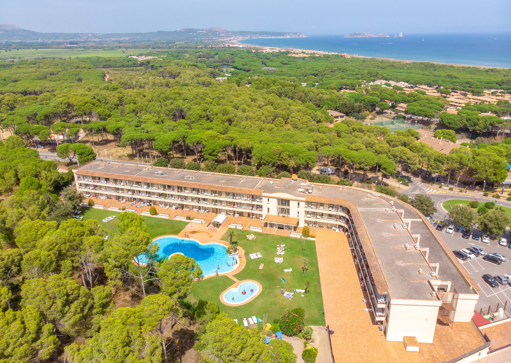 Španělská Costa Brava: příjemný hotel kousek od pláže a neomezeně bazén