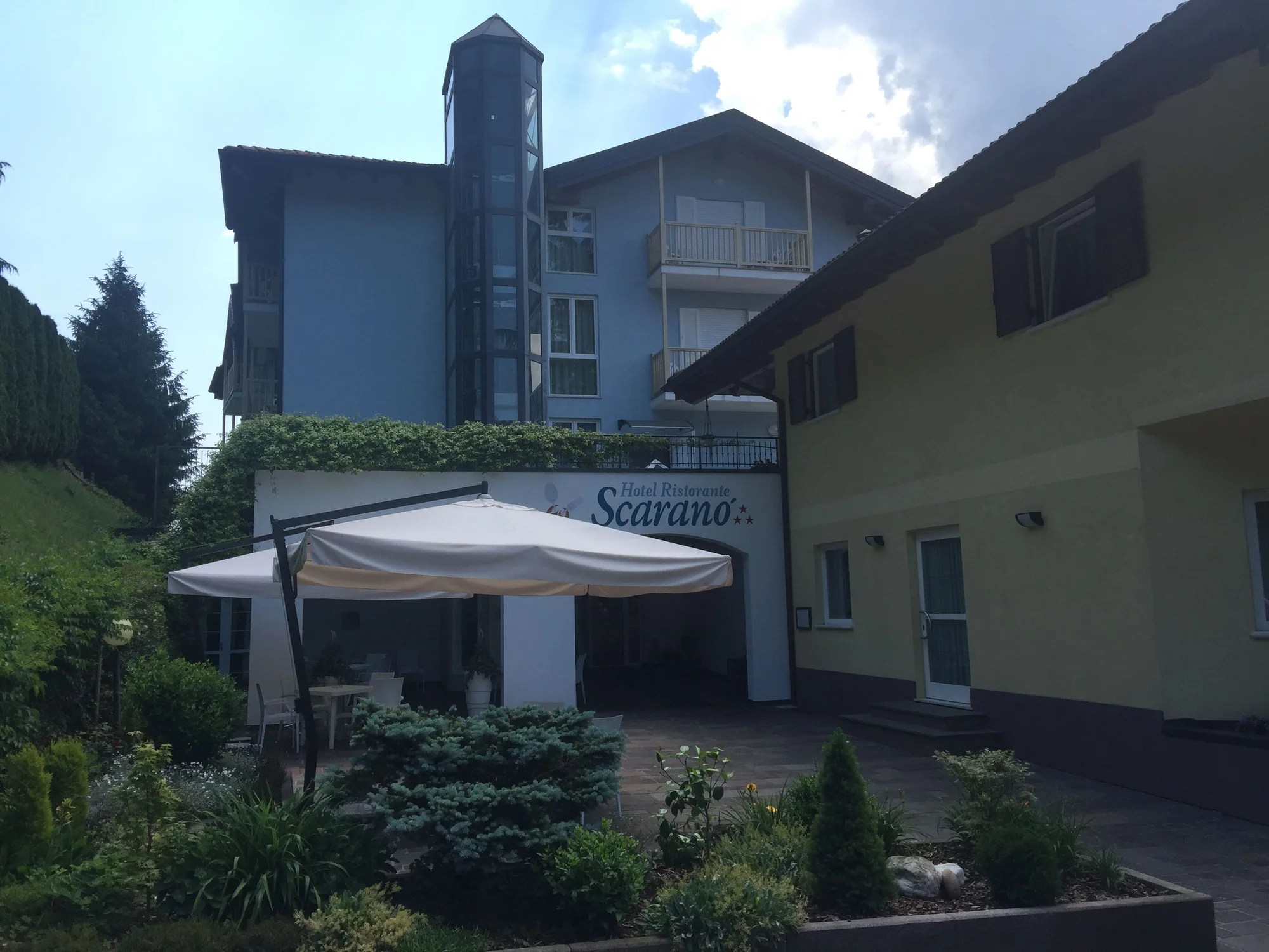 Italské termální lázně Levico: hotel s polopenzí a bazénem, degustace ve vinařství