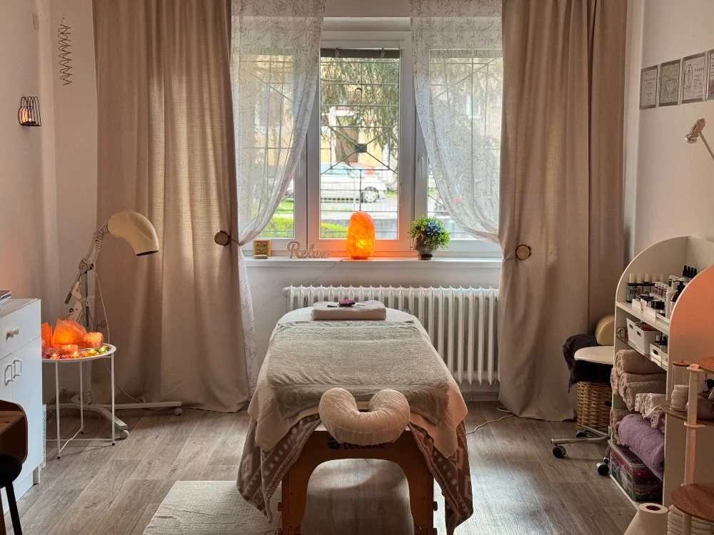 Aromaterapeutická masáž či lávové kameny: 60, 90 i 105 minut