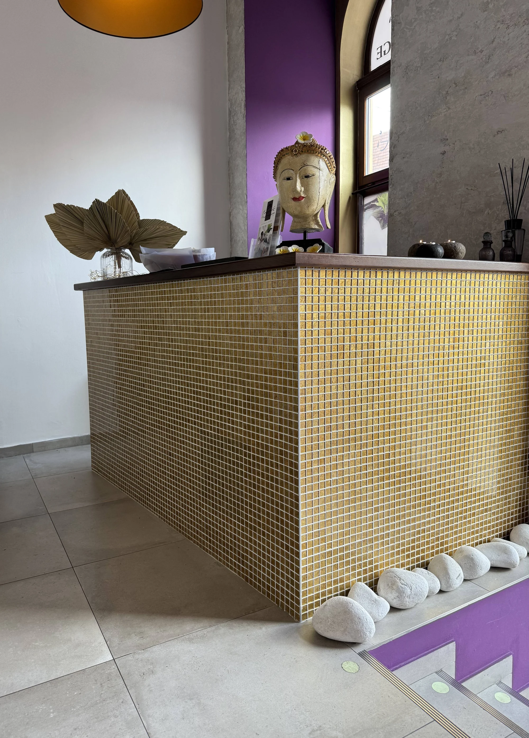 Párová aroma masáž v thajském salonu na Smíchově i balíček s následnou relaxací a občerstvením