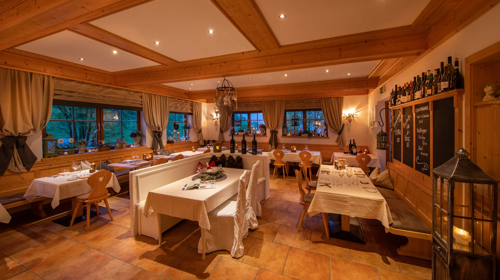 Boutique hotel v Zell am See: wellness s přírodním jezírkem, polopenze i karta výhod