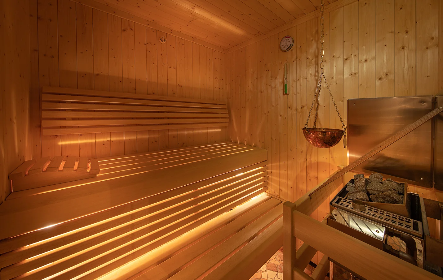 Boutique hotel v Zell am See: wellness s přírodním jezírkem, polopenze i karta výhod