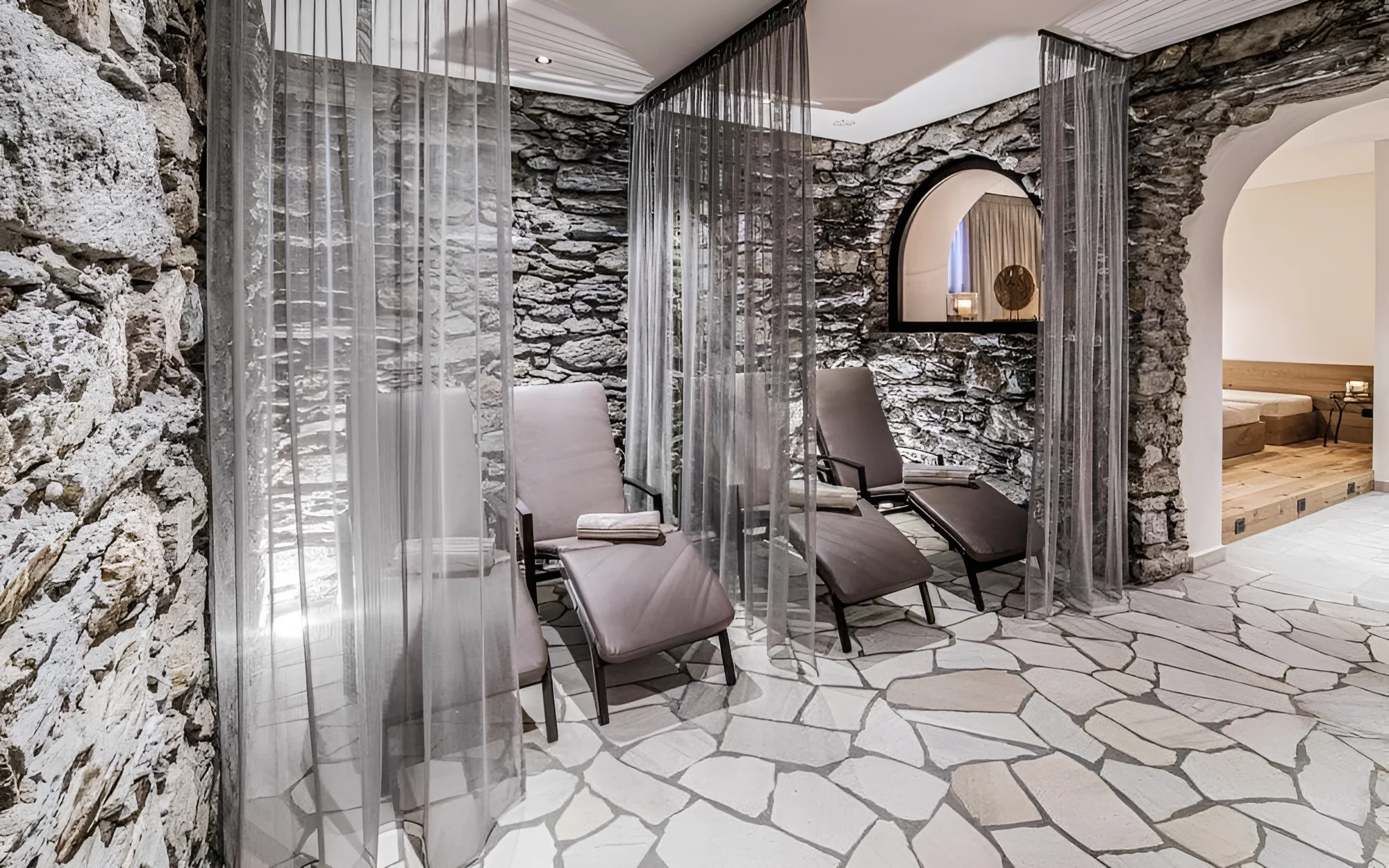Aktivní dovolená i relax v italských Alpách: 4* hotel s polopenzí, wellness, karta výhod