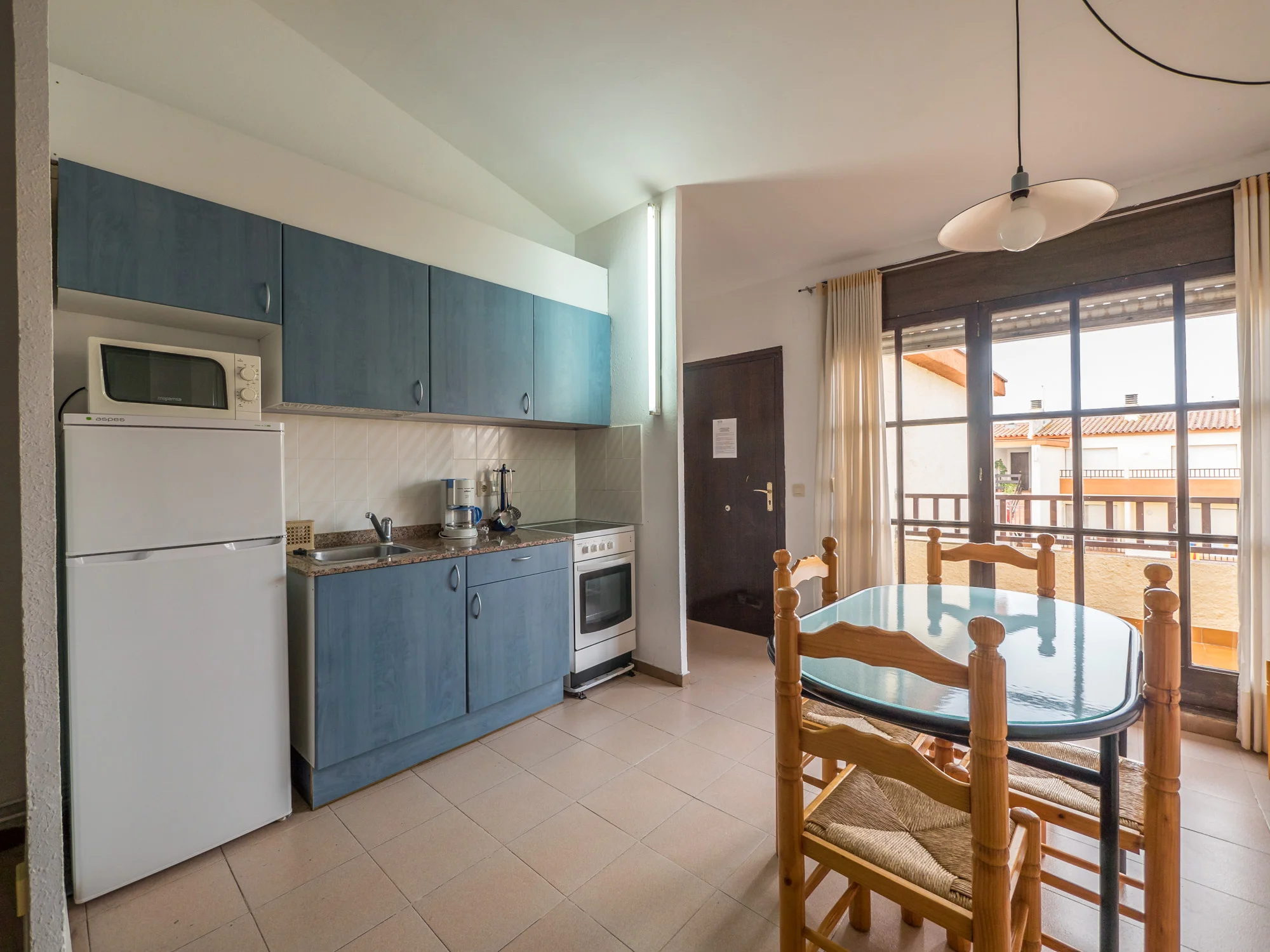 Apartmány na španělském pobřeží Costa Brava: s kuchyňkou, bazénem a 500 metrů od pláže