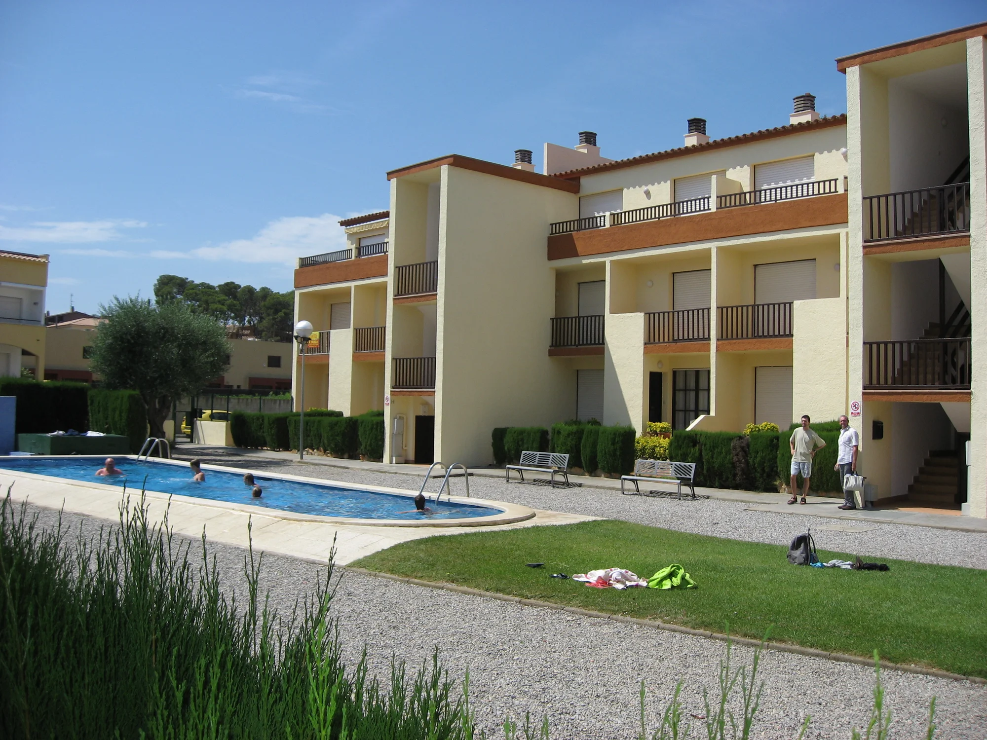 Apartmány na španělském pobřeží Costa Brava: s kuchyňkou, bazénem a 500 metrů od pláže