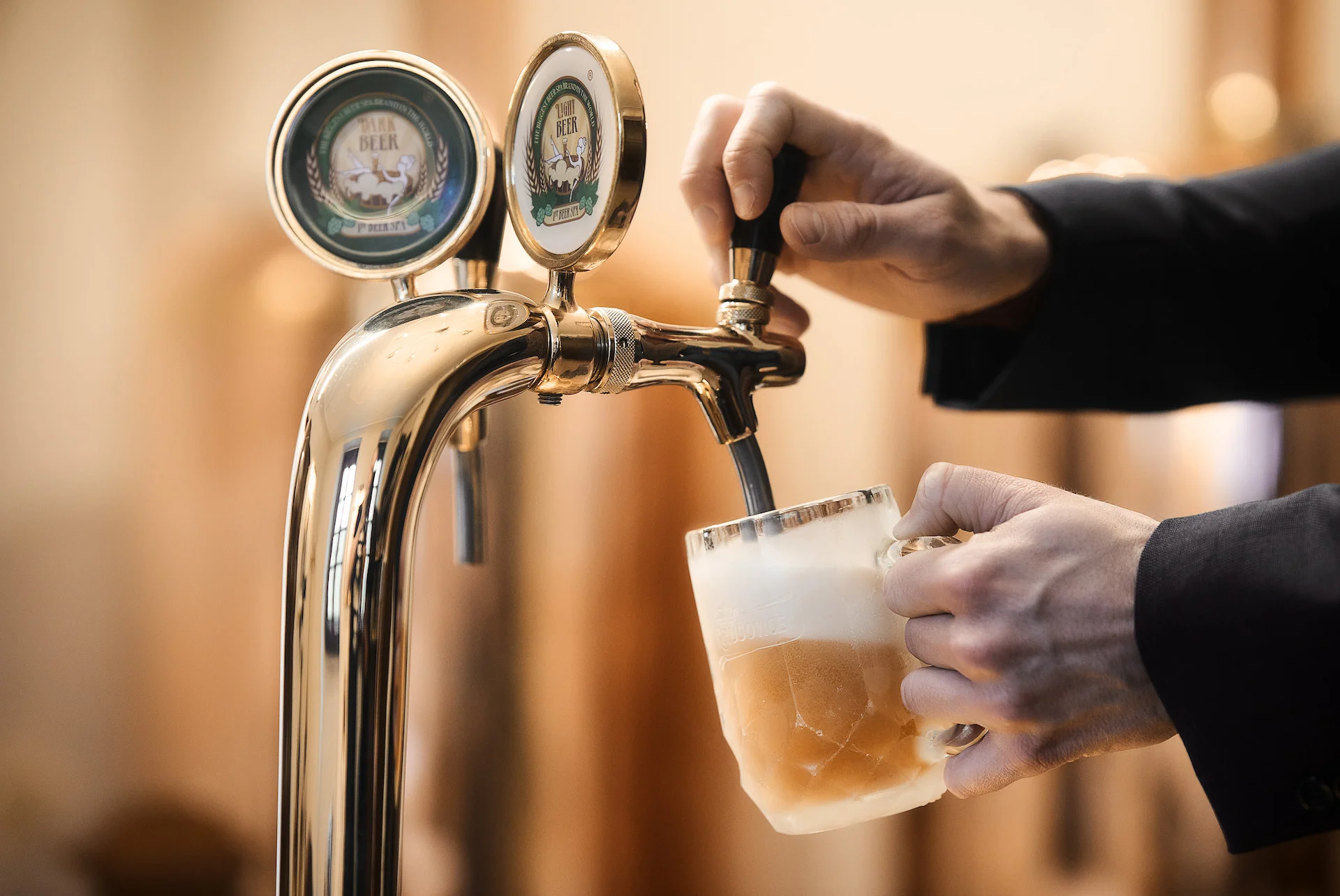 Zámecký odpočinek v Beer spa Beerland: pivní koupel pro 1 nebo 2 osoby a kosmetika