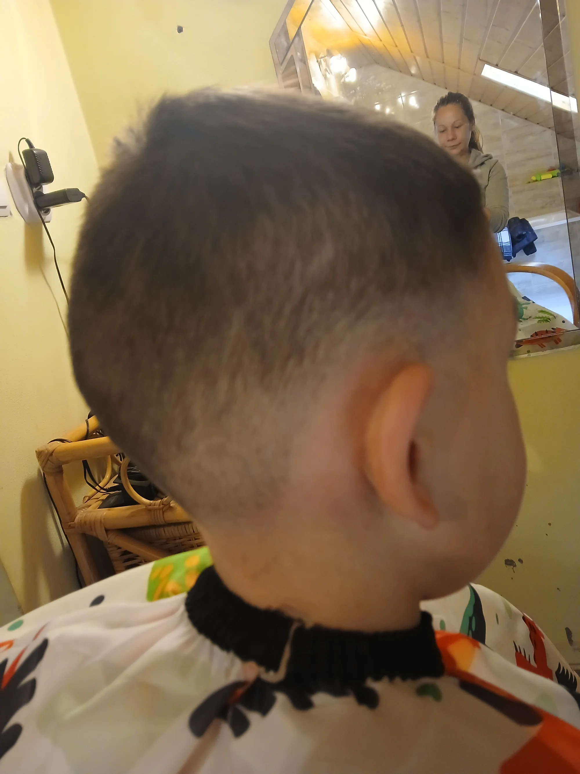 Kadeřnické balíčky pro muže i ženy: střih, barva a styling pro všechny délky vlasů