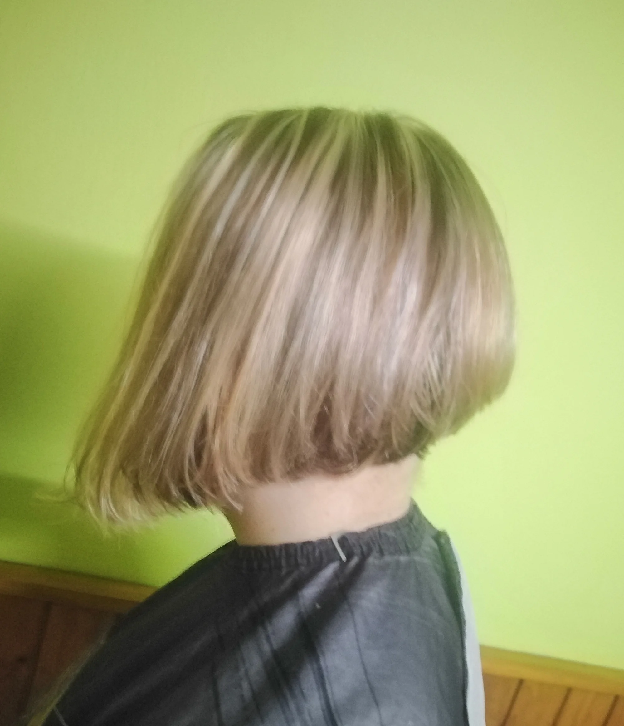 Kadeřnické balíčky pro muže i ženy: střih, barva a styling pro všechny délky vlasů