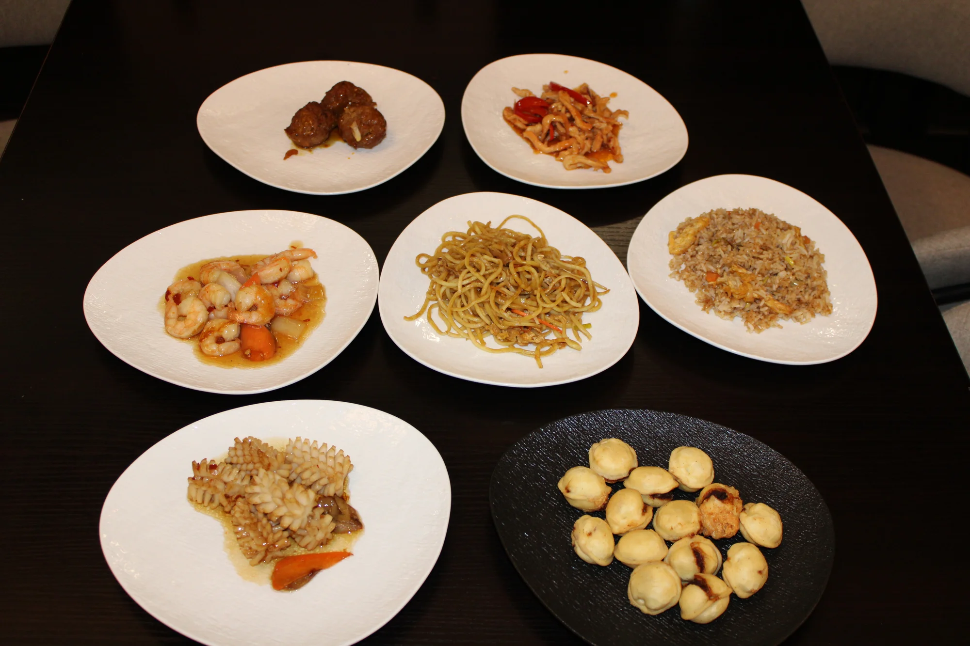 2hod. all you can eat výběrem z menu plné asijských specialit v centru Prahy