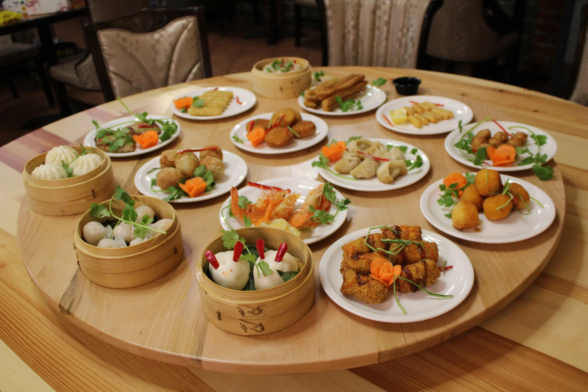 2hod. all you can eat výběrem z menu plné asijských specialit v centru Prahy
