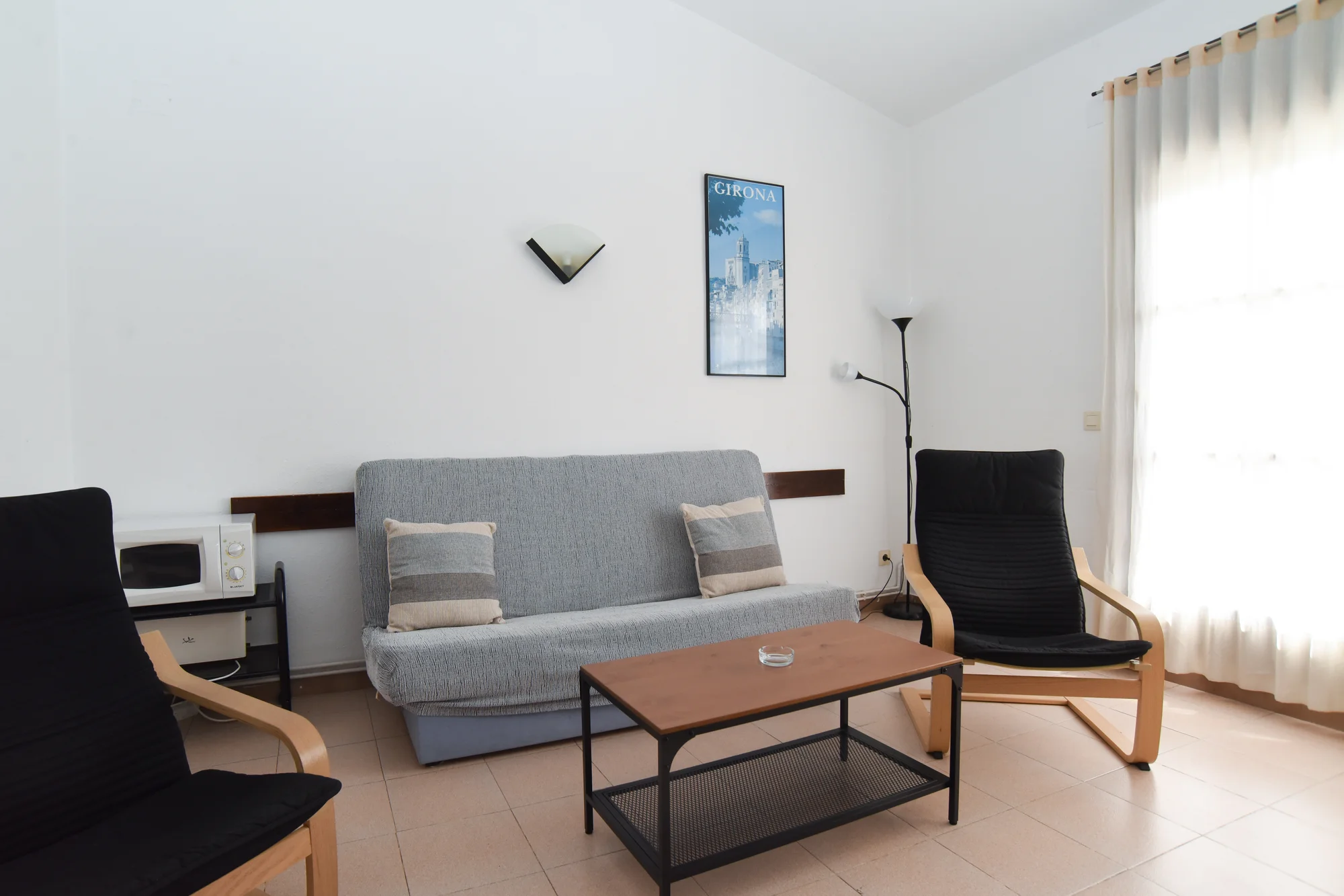 Apartmány na španělském pobřeží Costa Brava: s kuchyňkou, bazénem a 500 metrů od pláže