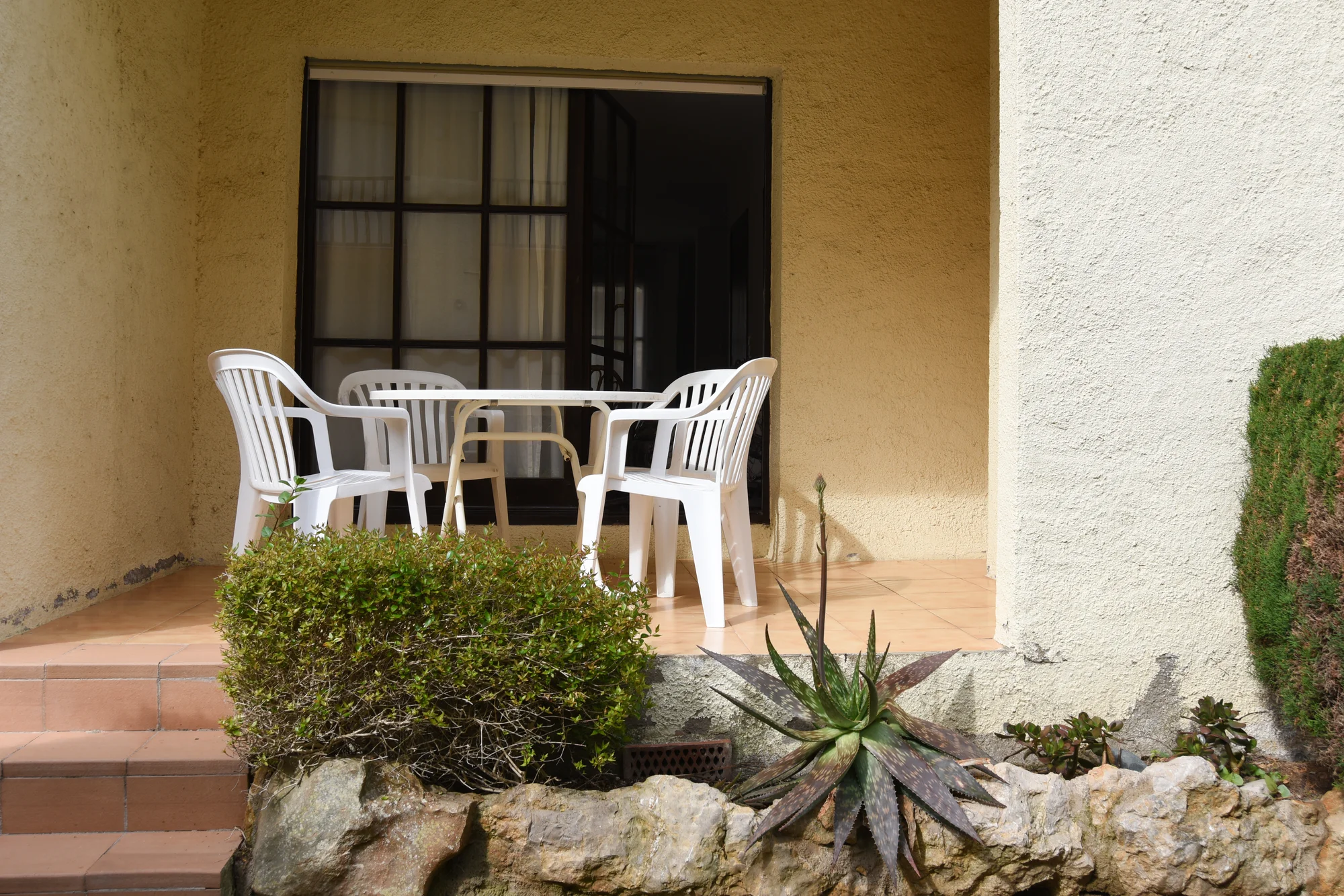 Apartmány na španělském pobřeží Costa Brava: s kuchyňkou, bazénem a 500 metrů od pláže