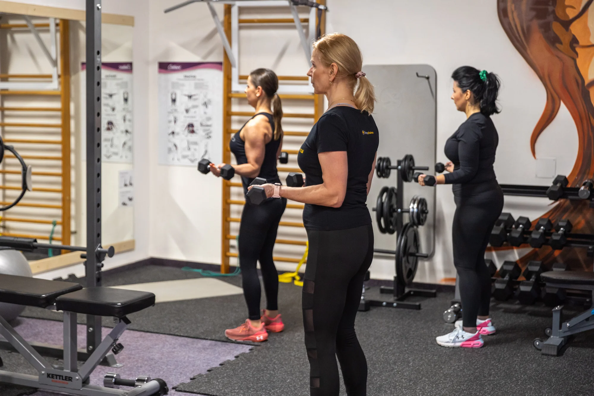 Dámské fitness Jako proutek: vstupy, permanentka i skupinová lekce