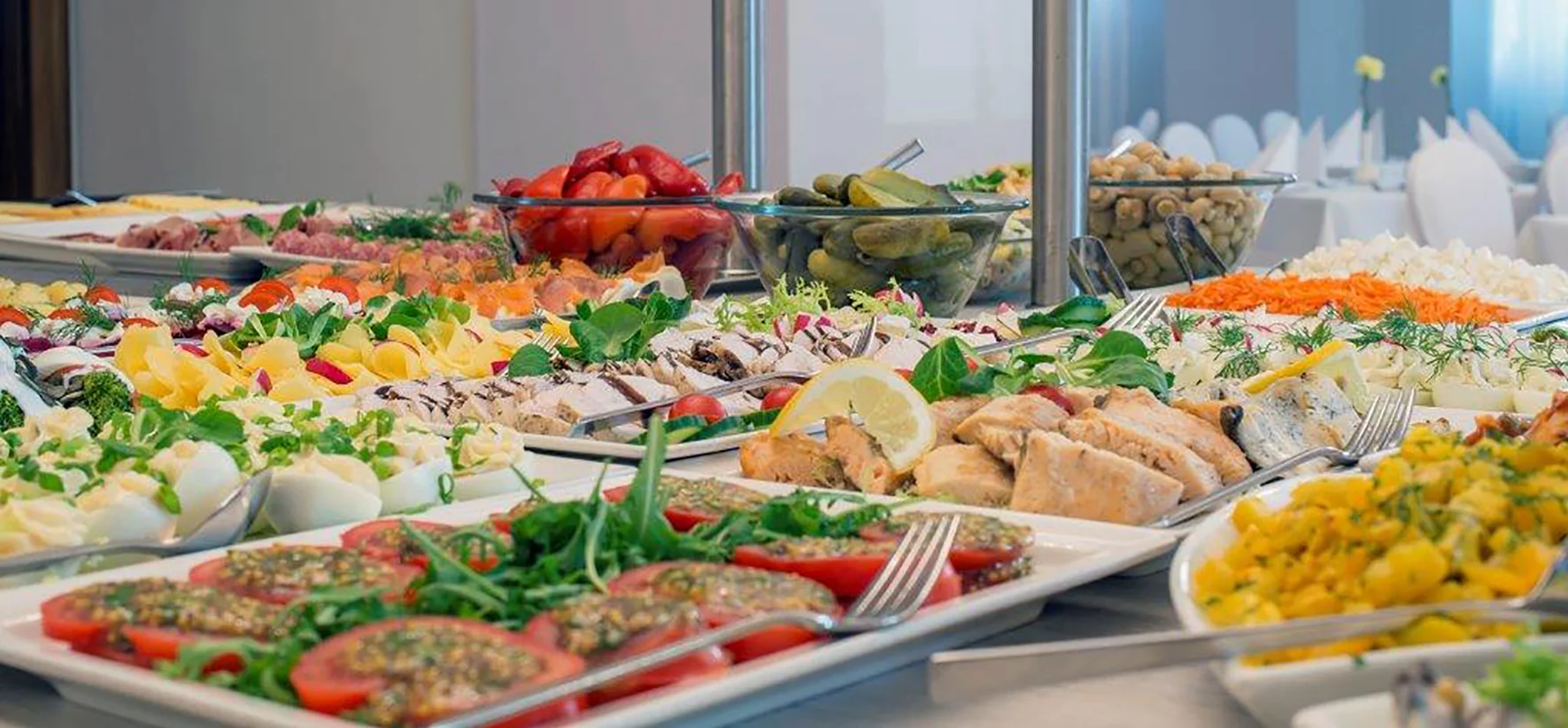 Historický hotel ve Svinoústí: elegantní interiéry, neomezený wellness a snídaně, polopenze či plná penze