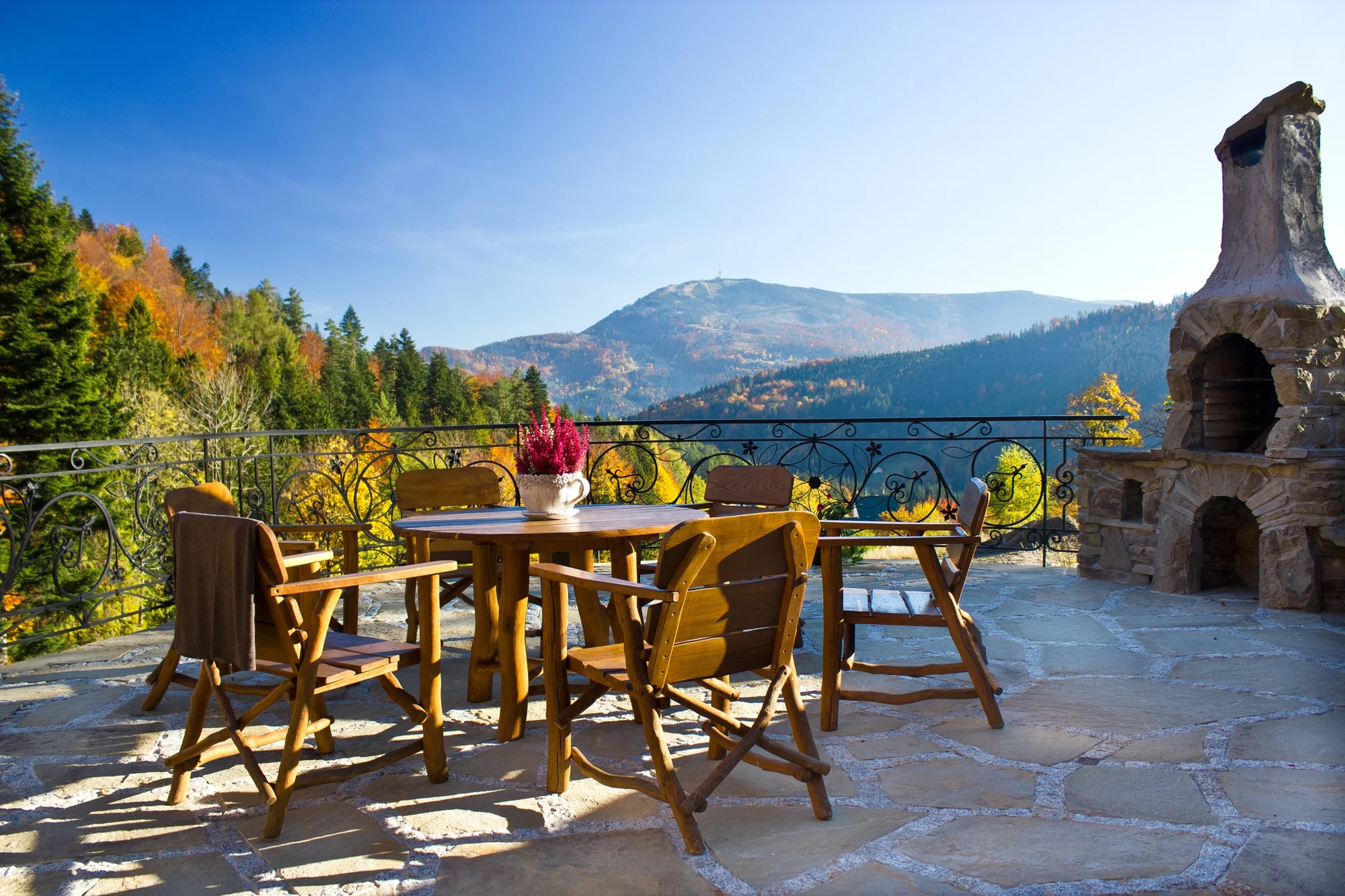 5* resort v polských Beskydech: pobyt až pro 6 osob s jídlem, bazénem, vířivkou i saunou, akce 2 děti zdarma