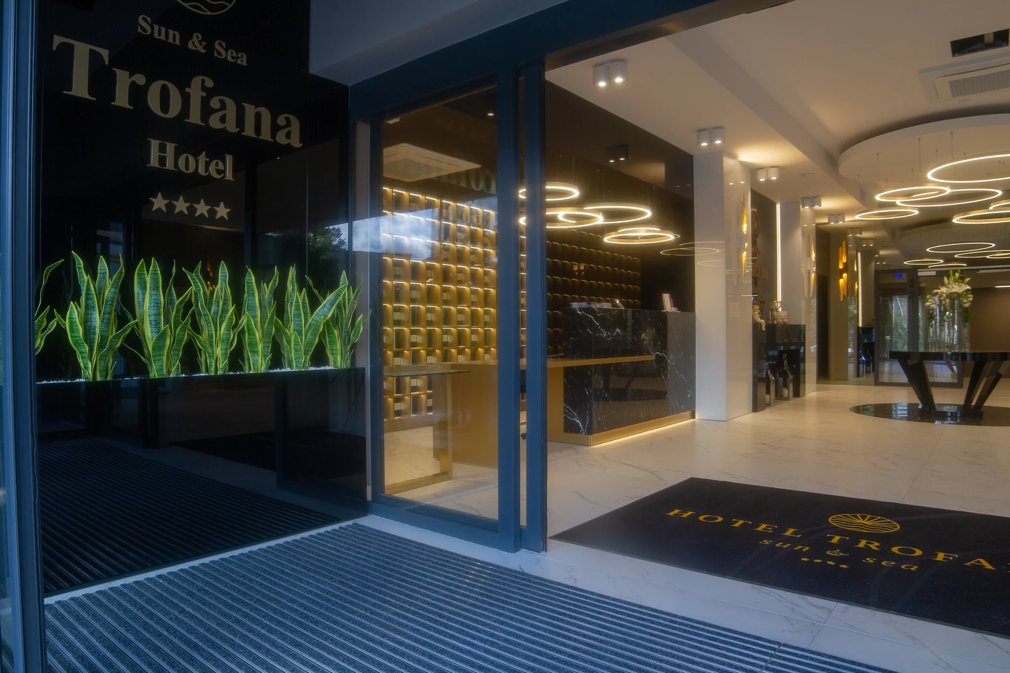 K Baltu s celou rodinou: 3* hotel blízko pláže, polopenze, neomezeně wellness