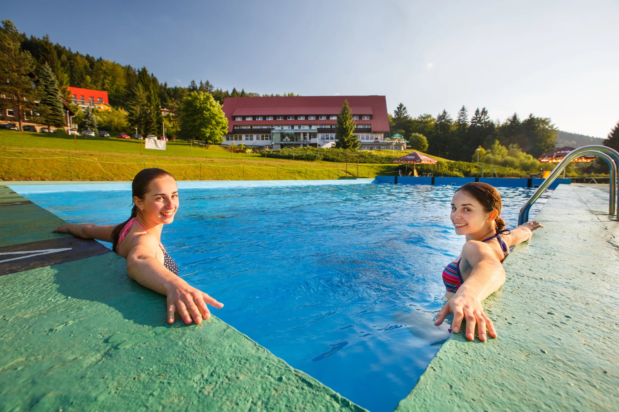 Pobyt v Beskydech v resortu u přehrady: jídlo, neomezený wellness s bazénem a bohaté vyžití