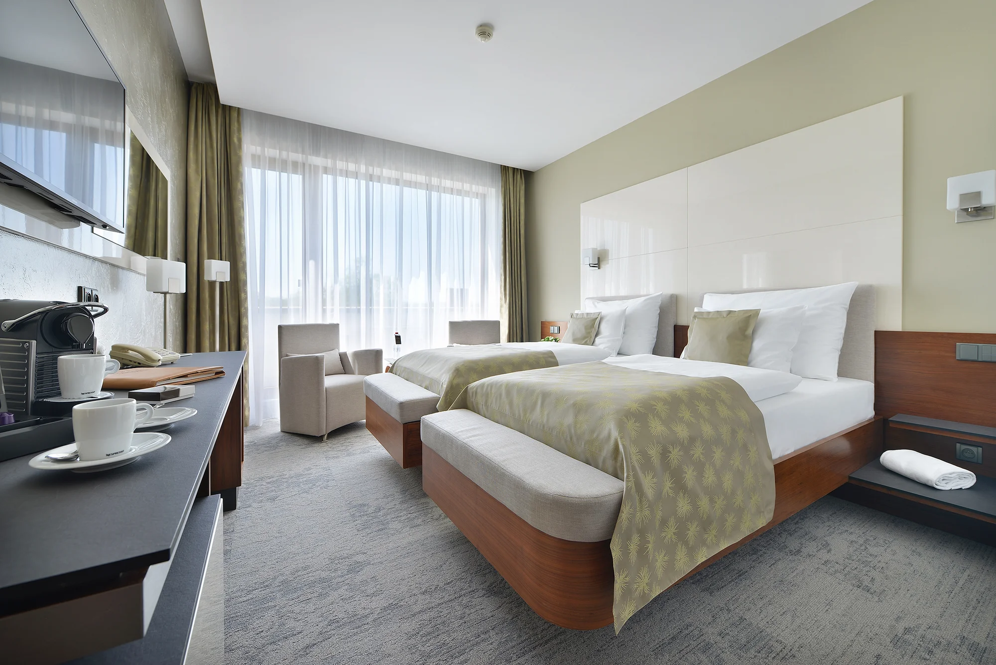 Luxusní pobyt v Hluboké nad Vltavou: 5* hotel u zámku s wellness a jídlem