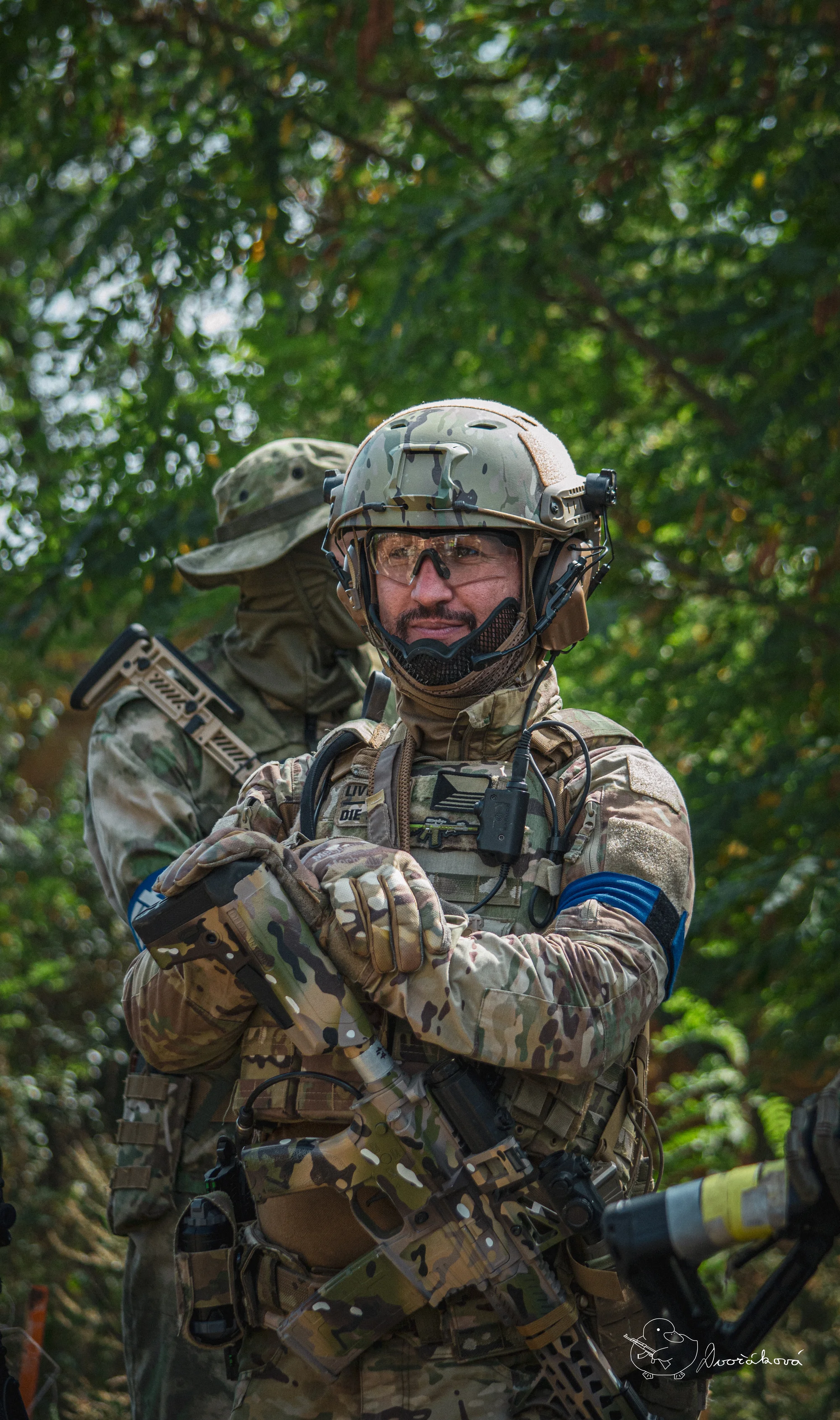 Veřejný airsoft: vstup na sdílenou hru pro 1–7 osob nebo soukromý pronájem