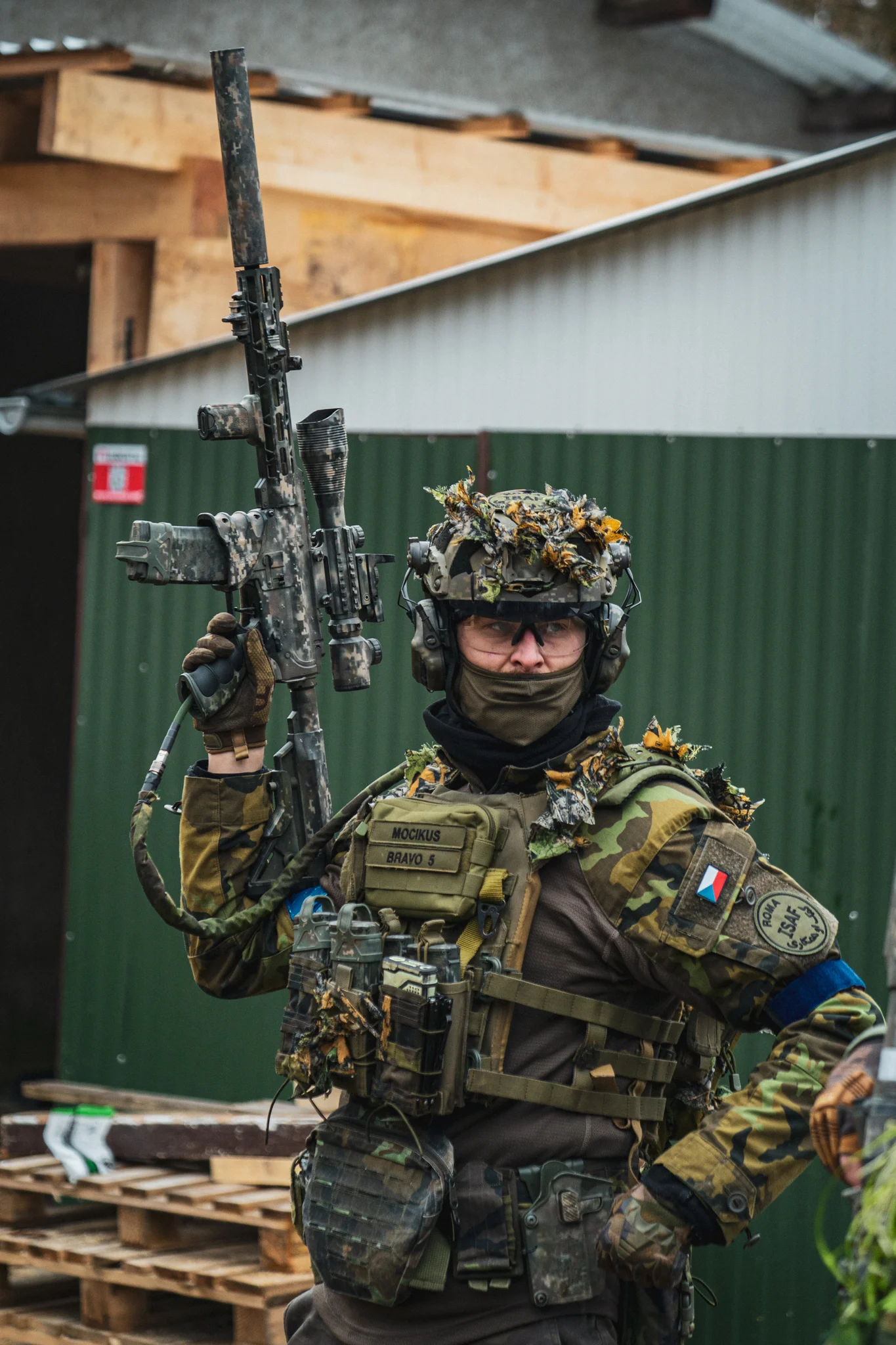 Veřejný airsoft: vstup na sdílenou hru pro 1–7 osob nebo soukromý pronájem