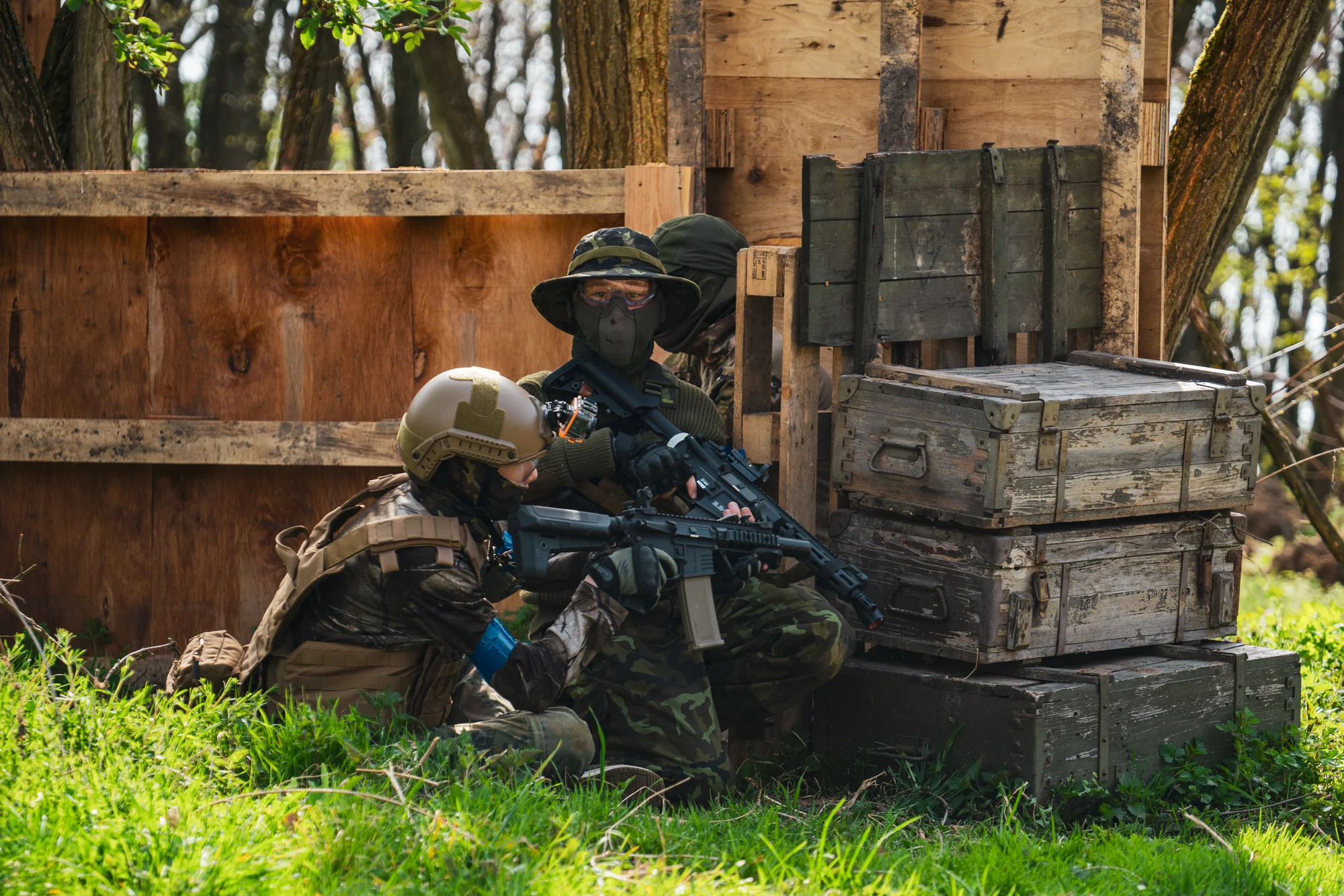 Veřejný airsoft: vstup na sdílenou hru pro 1–7 osob nebo soukromý pronájem