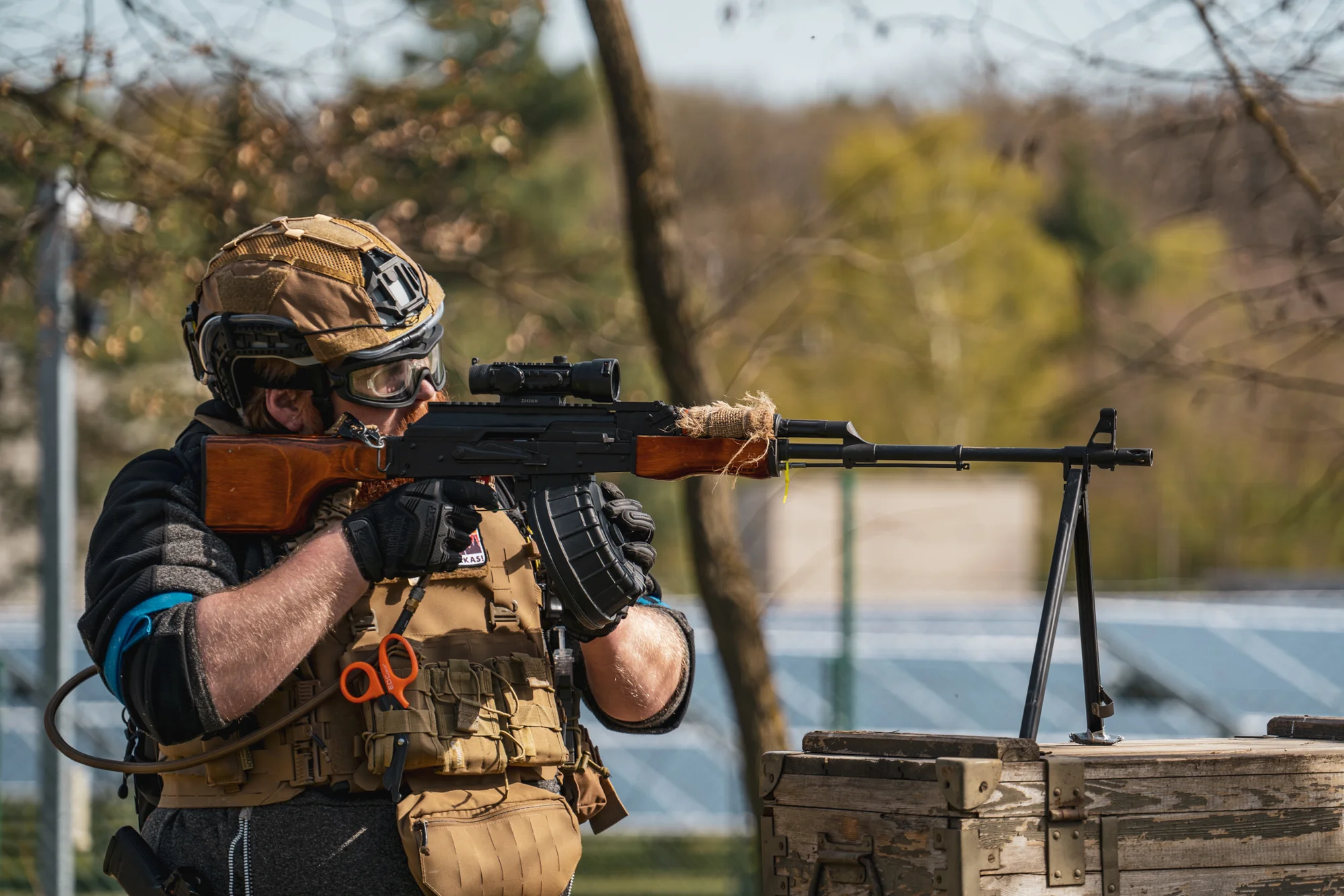 Veřejný airsoft: vstup na sdílenou hru pro 1–7 osob nebo soukromý pronájem