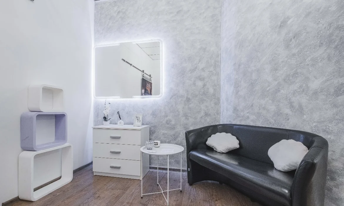 Smyslné řasy a obočí: lash lifting či laminace obočí i včetně barvení