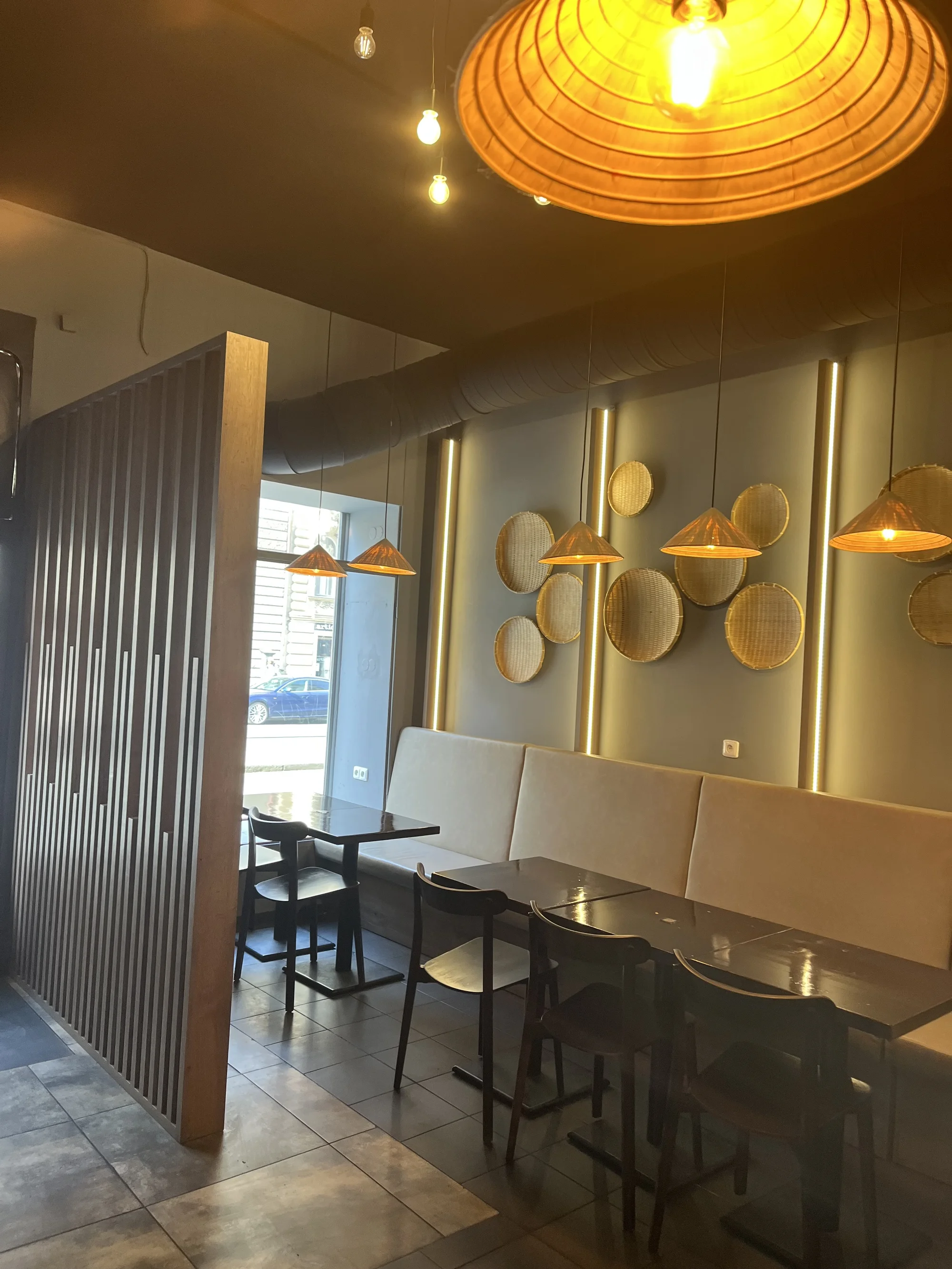 Voucher do vietnamsko-thajské restaurace Cloverleaf: 500 Kč, 1000 Kč, 1500 Kč