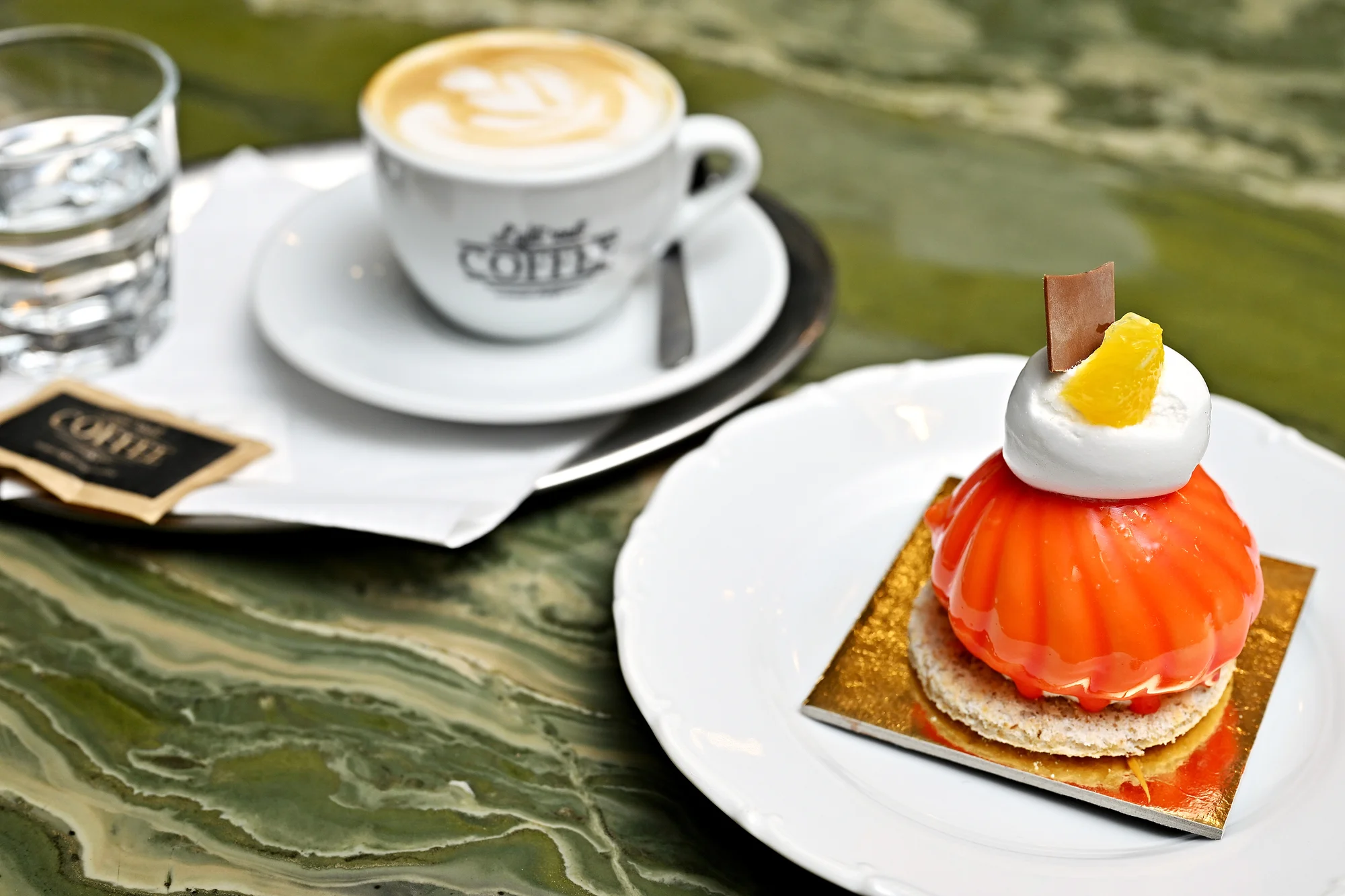 Voucher do kavárny Lucerna na cokoliv z menu: 300 Kč, 500 Kč i 1000 Kč