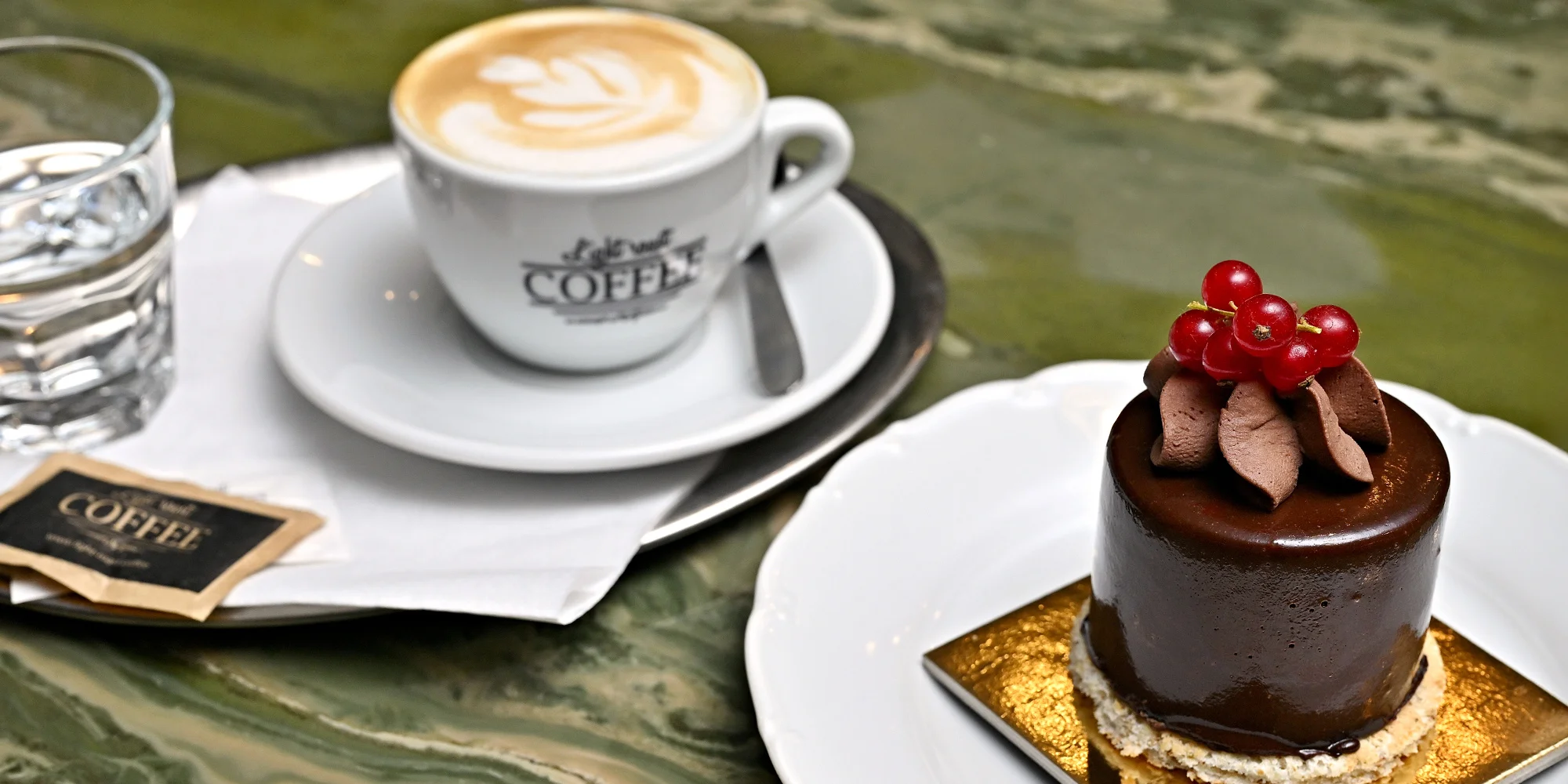 Voucher do kavárny Lucerna na cokoliv z menu: 300 Kč, 500 Kč i 1000 Kč