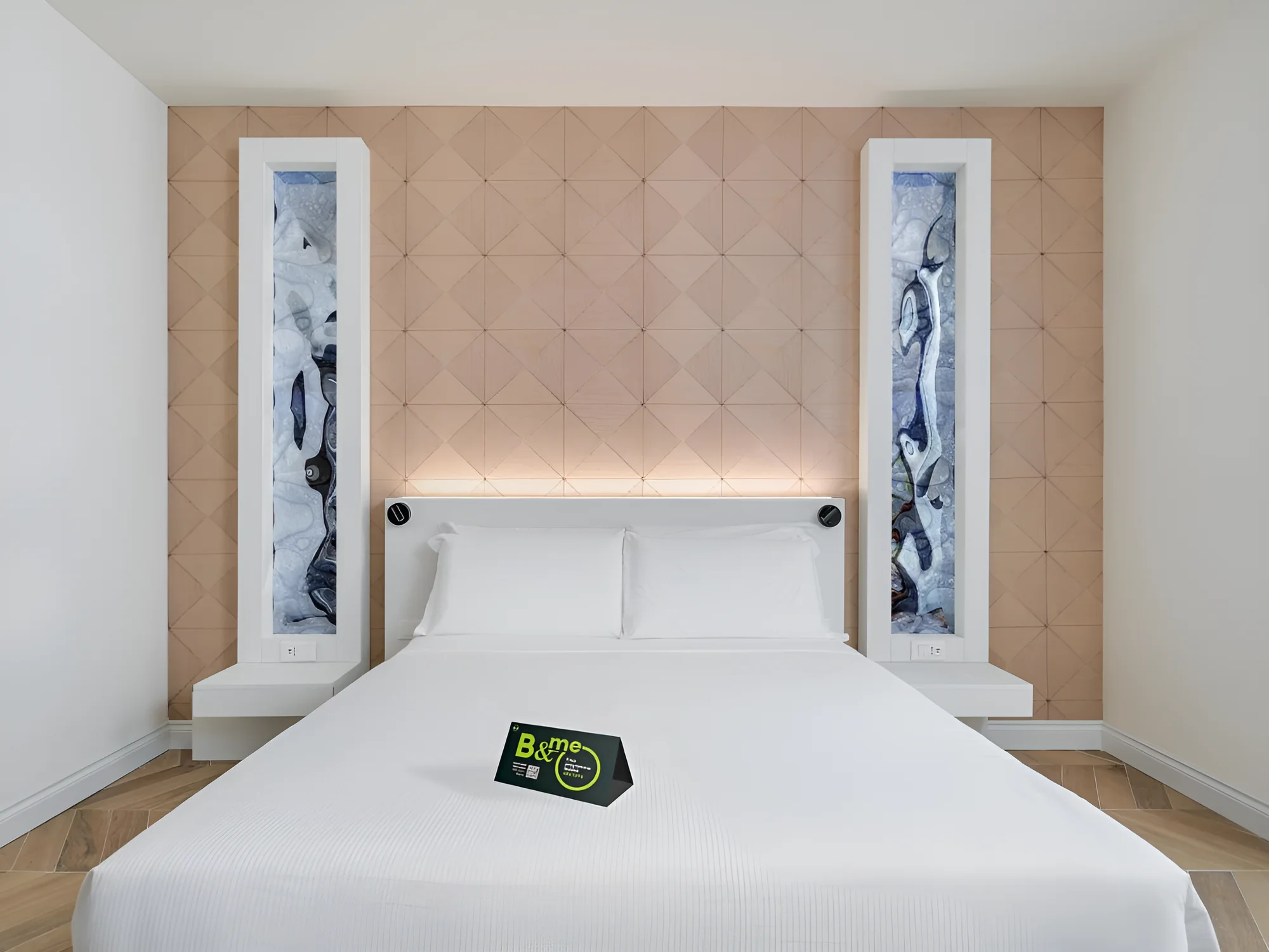 Dovolená v moderním hotelu v Benátkách kousek od starého centra se snídaní