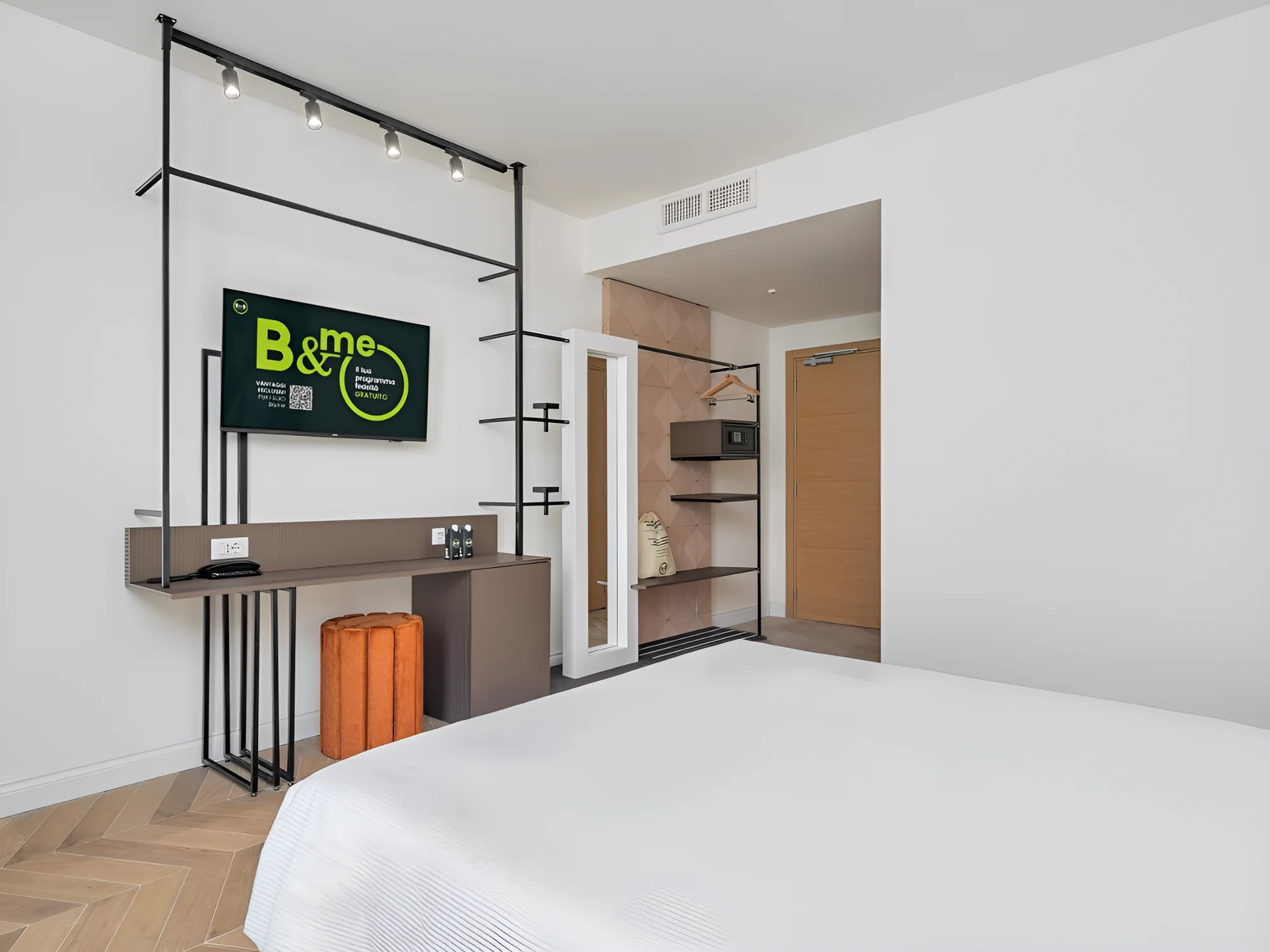 Dovolená v moderním hotelu v Benátkách kousek od starého centra se snídaní