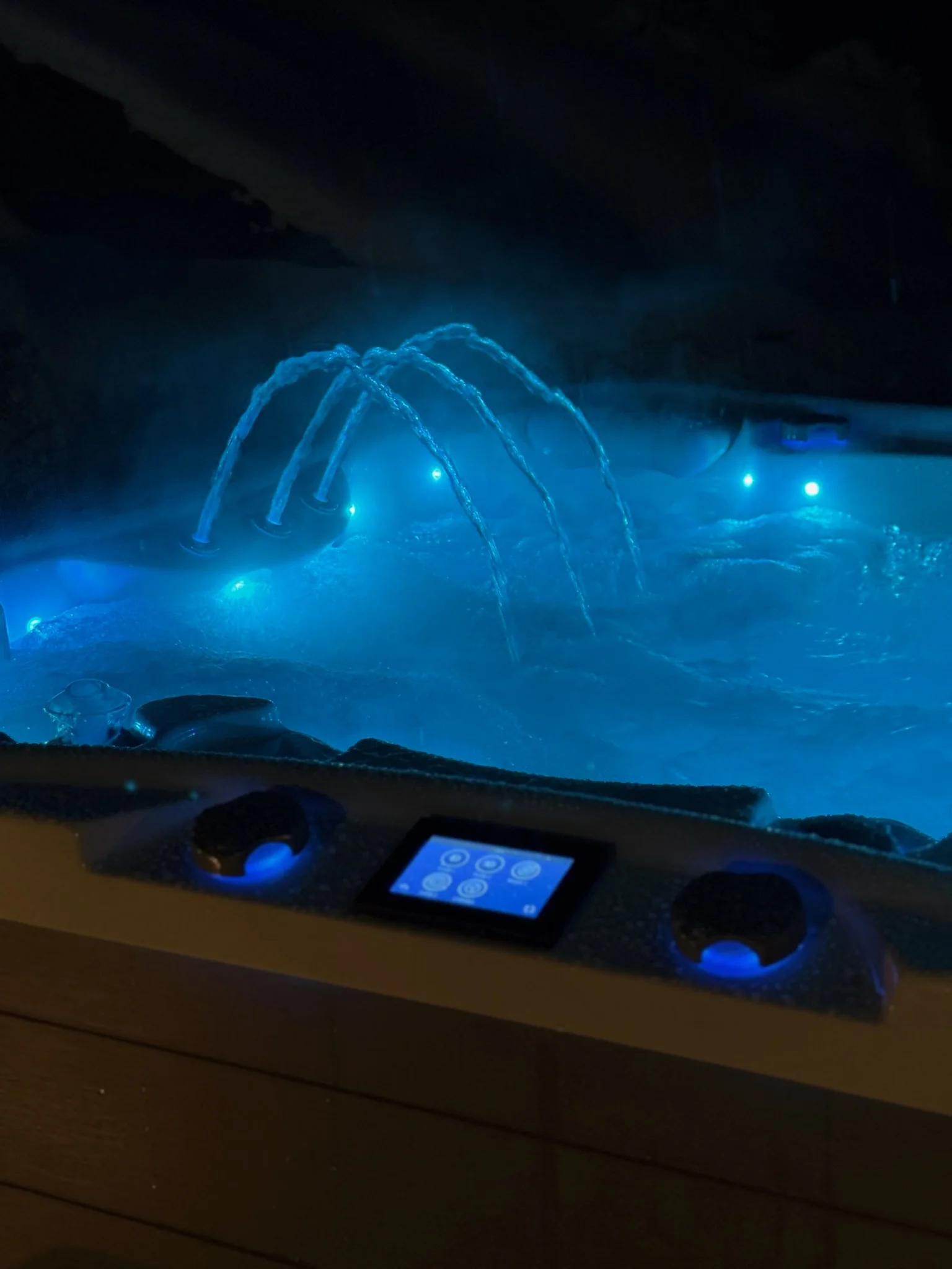 Až 150 min. privátního wellness s nápoji i mísou ovoce pro 2 osoby