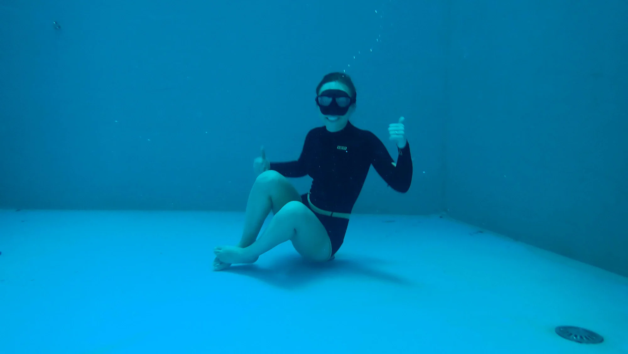 Kurz freedivingu v 8 metrů hluboké jámě pro jednoho, dva či celou rodinu