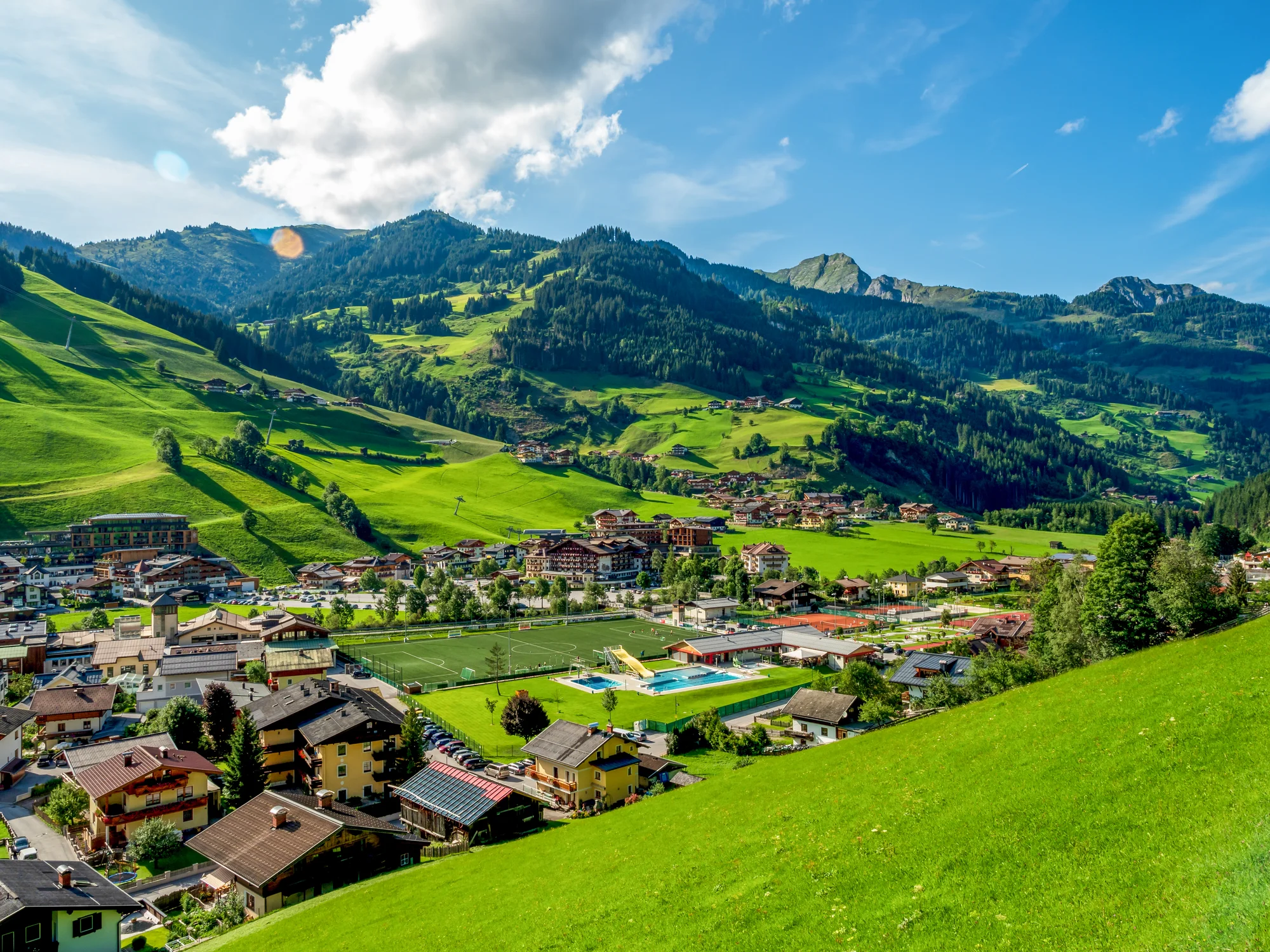 Luxusní alpský hotel v údolí Großarltal: wellness, polopenze i letní karta výhod