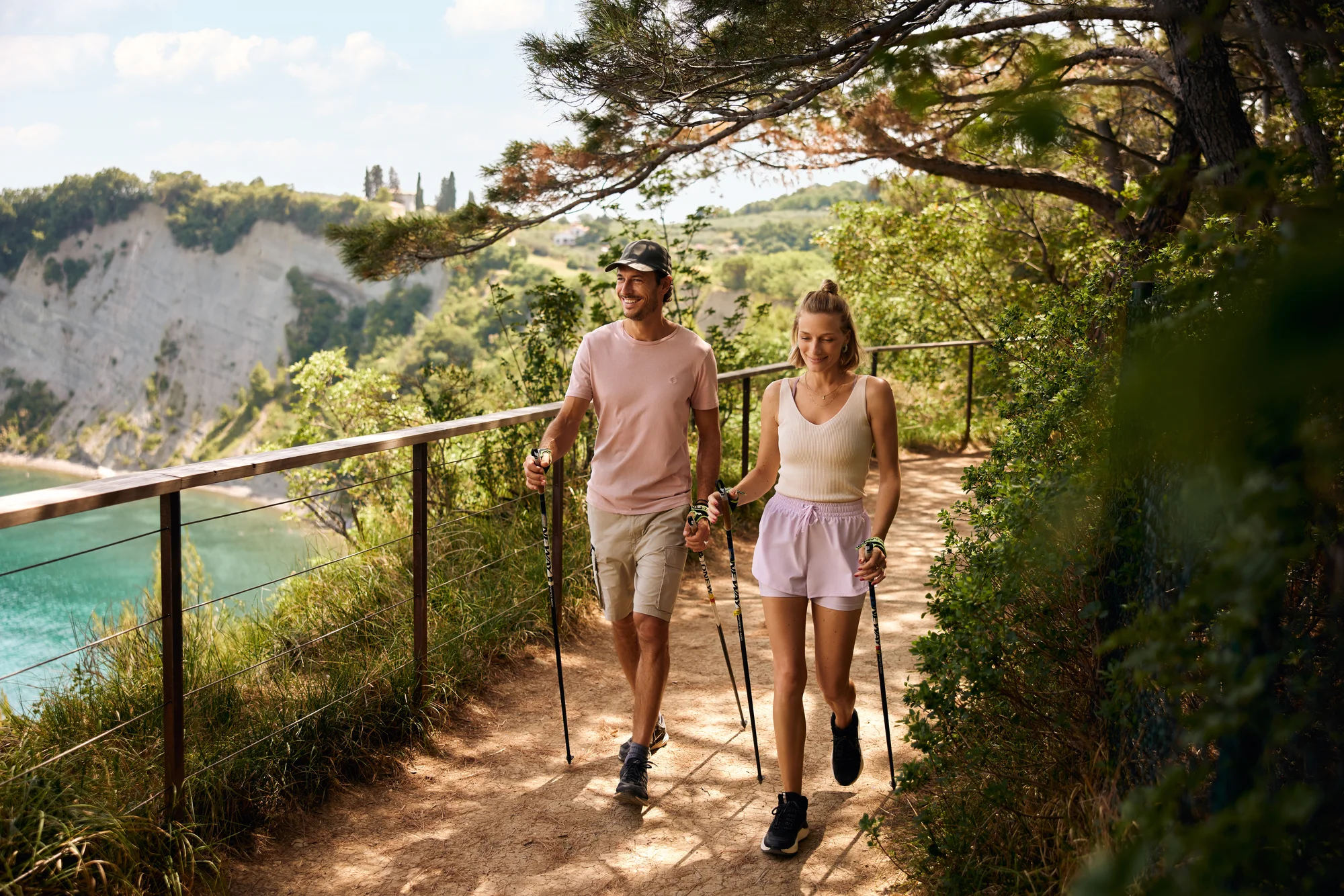Pobřežní letovisko Strunjan: hotel přímo u pláže, vč. snídaně a neomezeného wellness