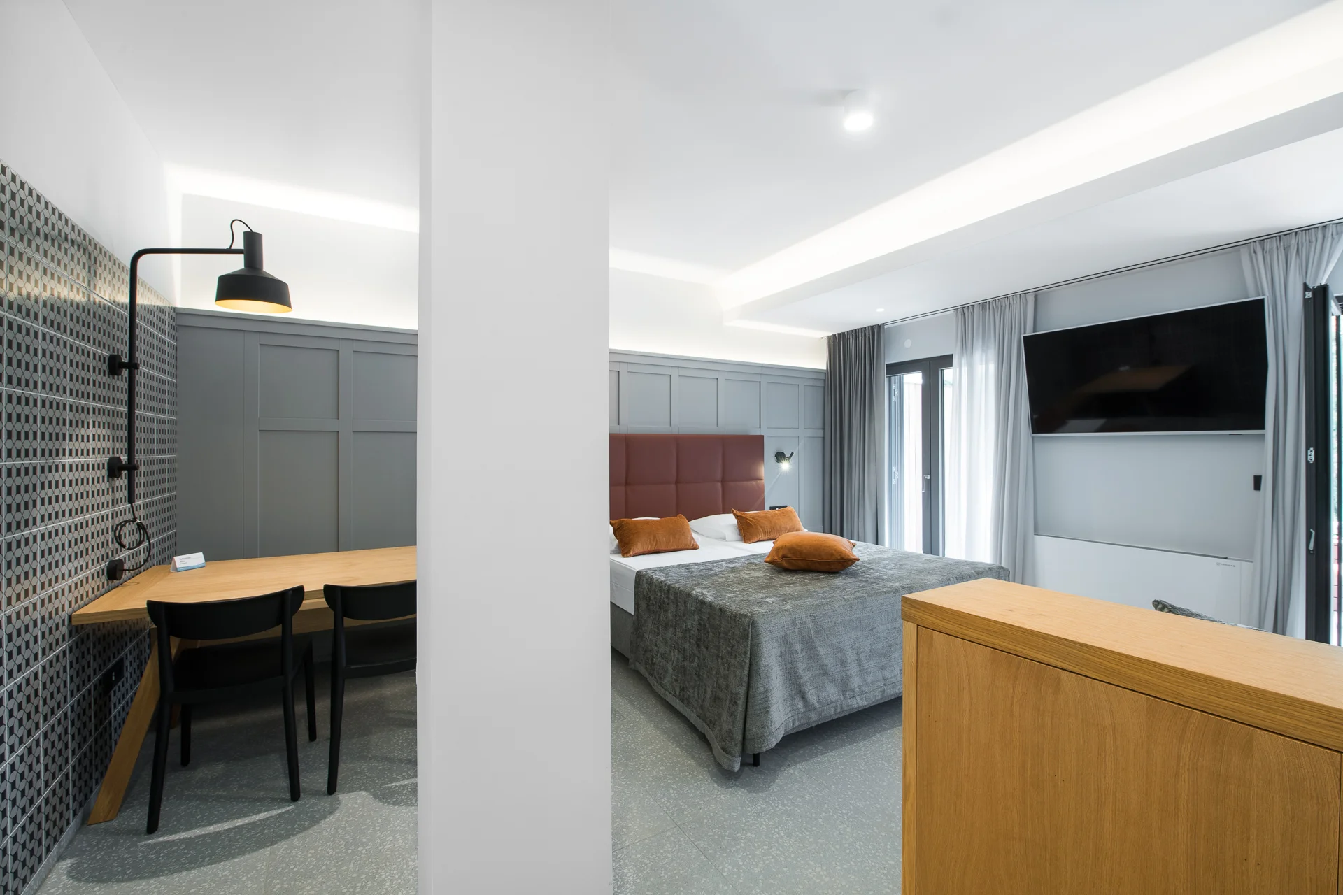 Pobřežní letovisko Strunjan: hotel přímo u pláže, vč. snídaně a neomezeného wellness