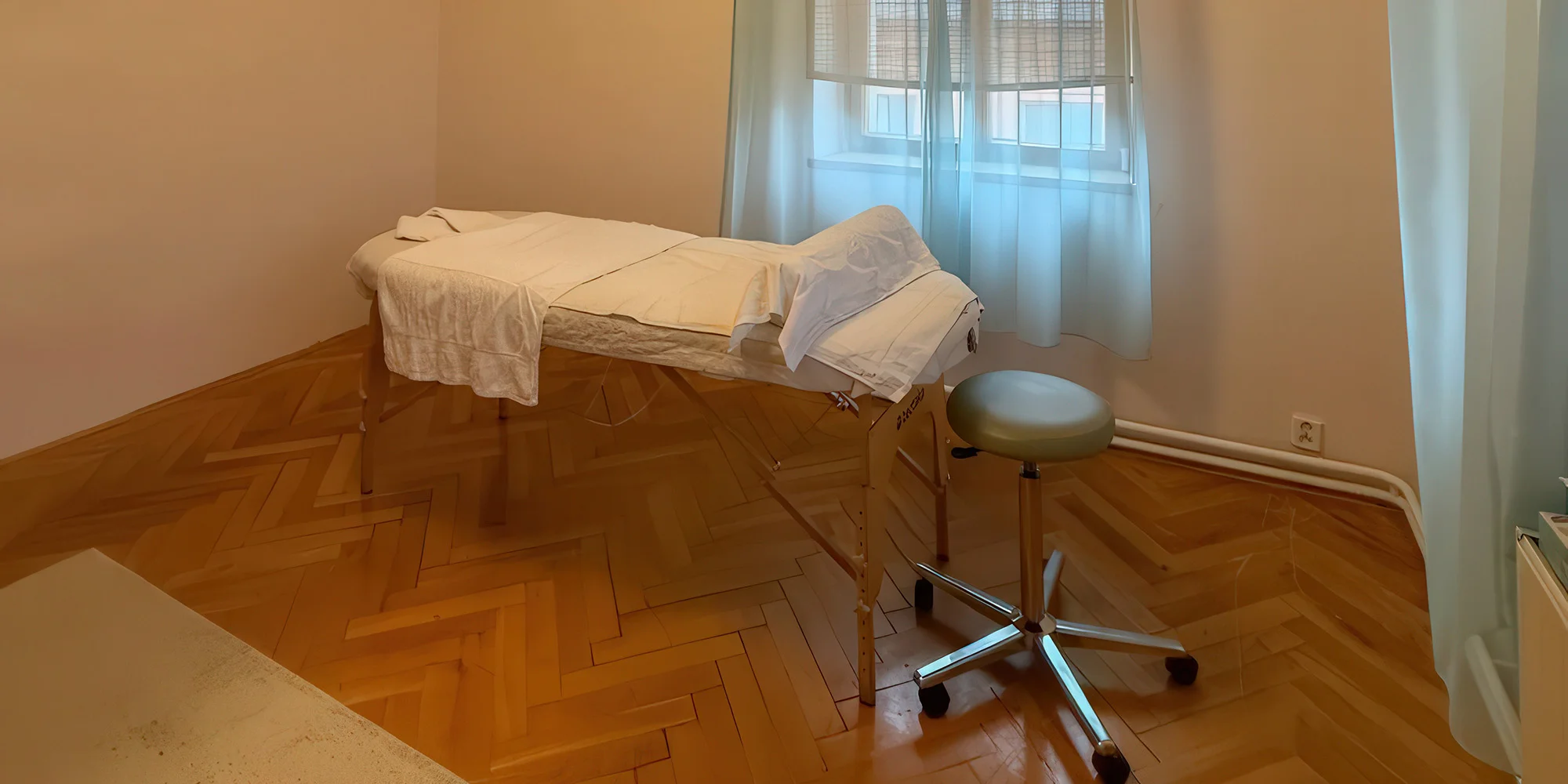 Masáž zad a šíje, sportovně-relaxační masáž celého těla i lymfatická masáž k omlazení pleti