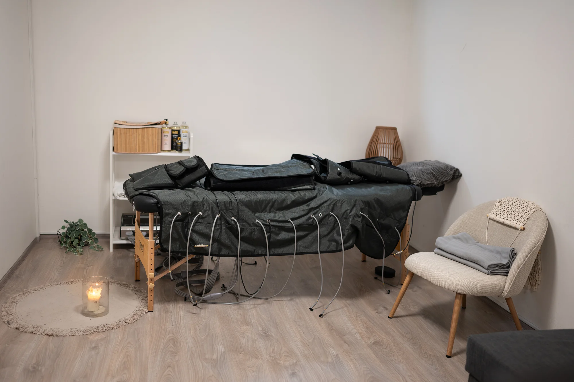 Přístrojová lymfodrenážní masáž včetně uvolnění lymfatických uzlin