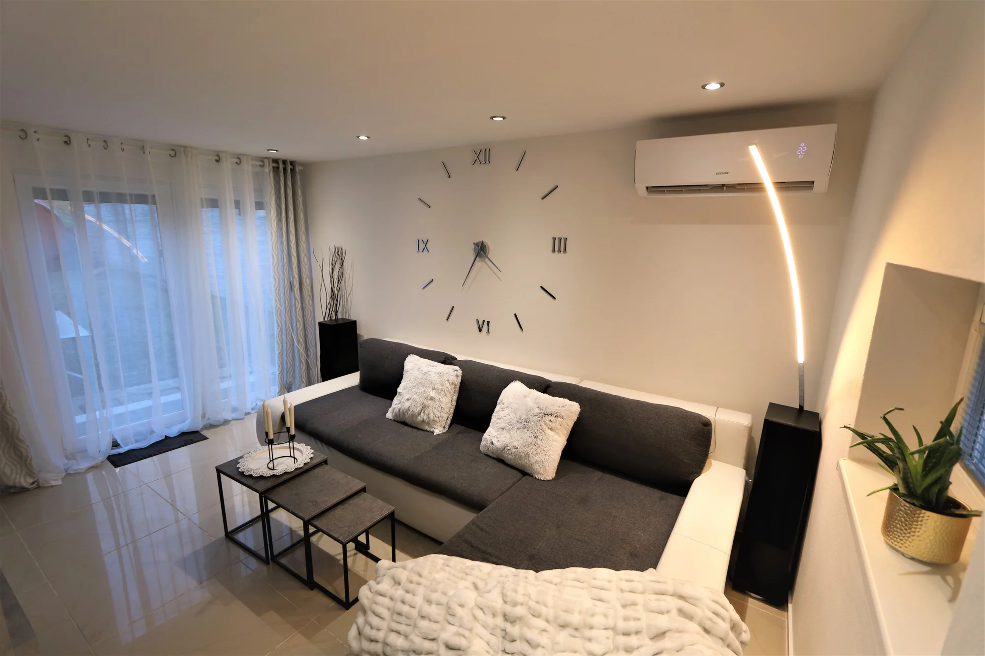 Pobyt v jihomoravském sklípku: mezonetový apartmán až pro 6 osob s venkovní vířivkou a grilem