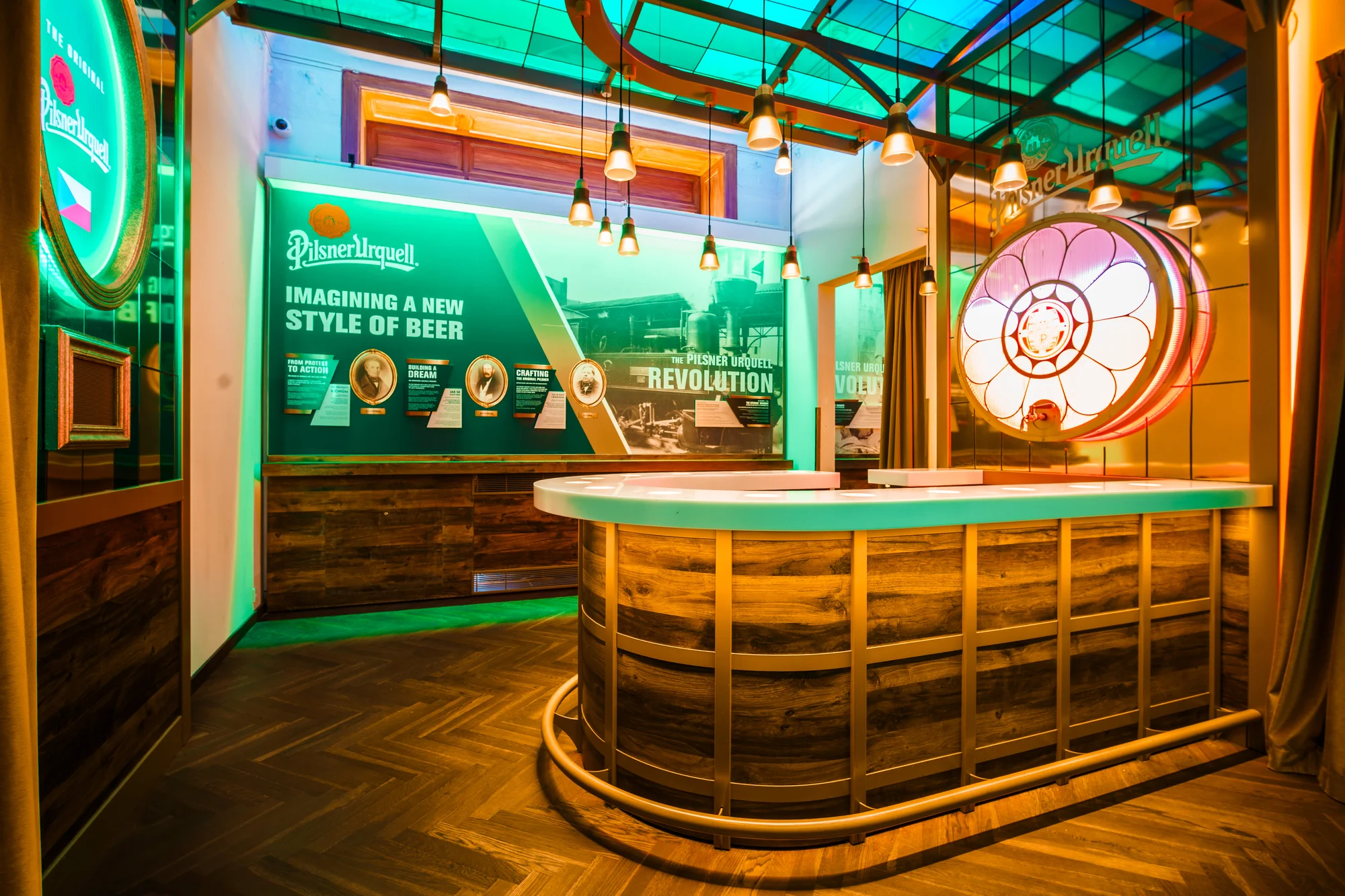 Zažijte příběh piva všemi smysly: interaktivní expozice Pilsner Urquell Experience v Praze