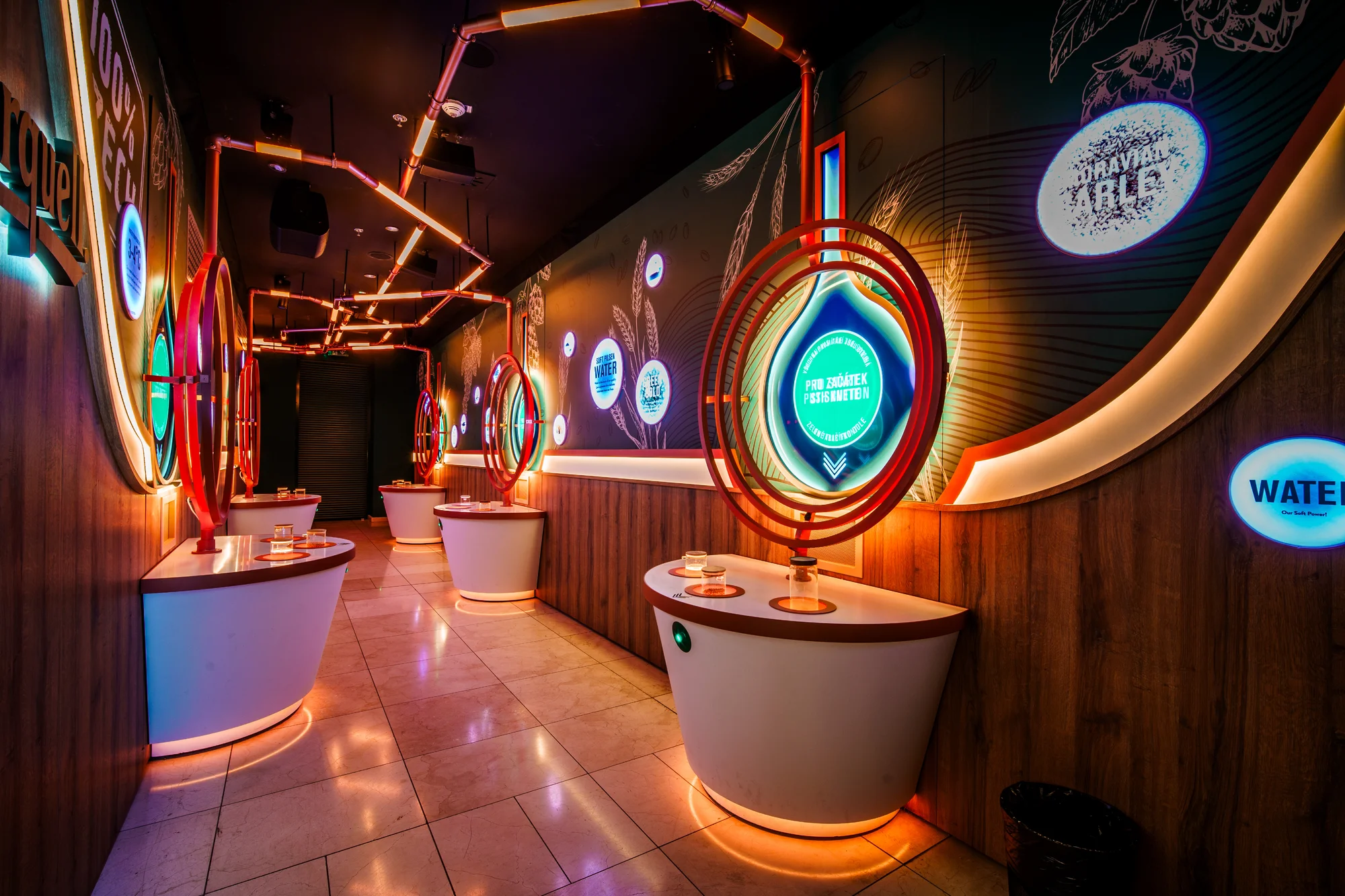 Zažijte příběh piva všemi smysly: interaktivní expozice Pilsner Urquell Experience v Praze